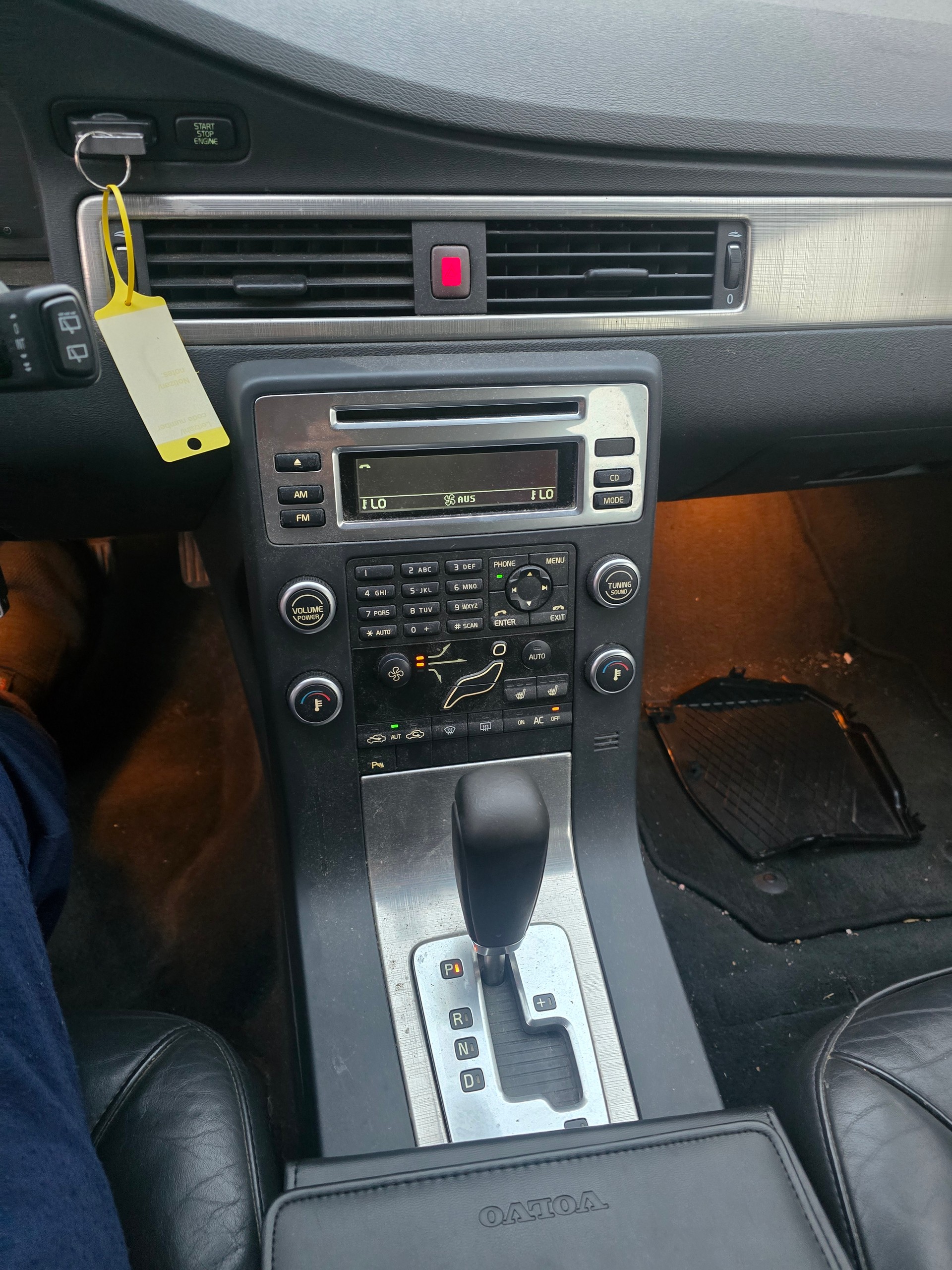 VOLVO V70 D5 AWD Kinetic Geartronic-image-12