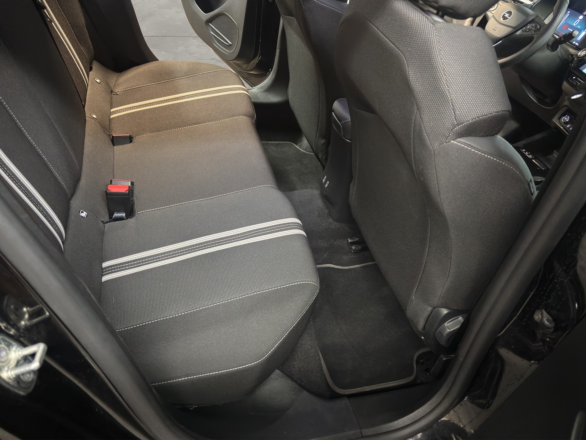 OPEL Corsa 1.2 MHEV GS Celebration-image-20