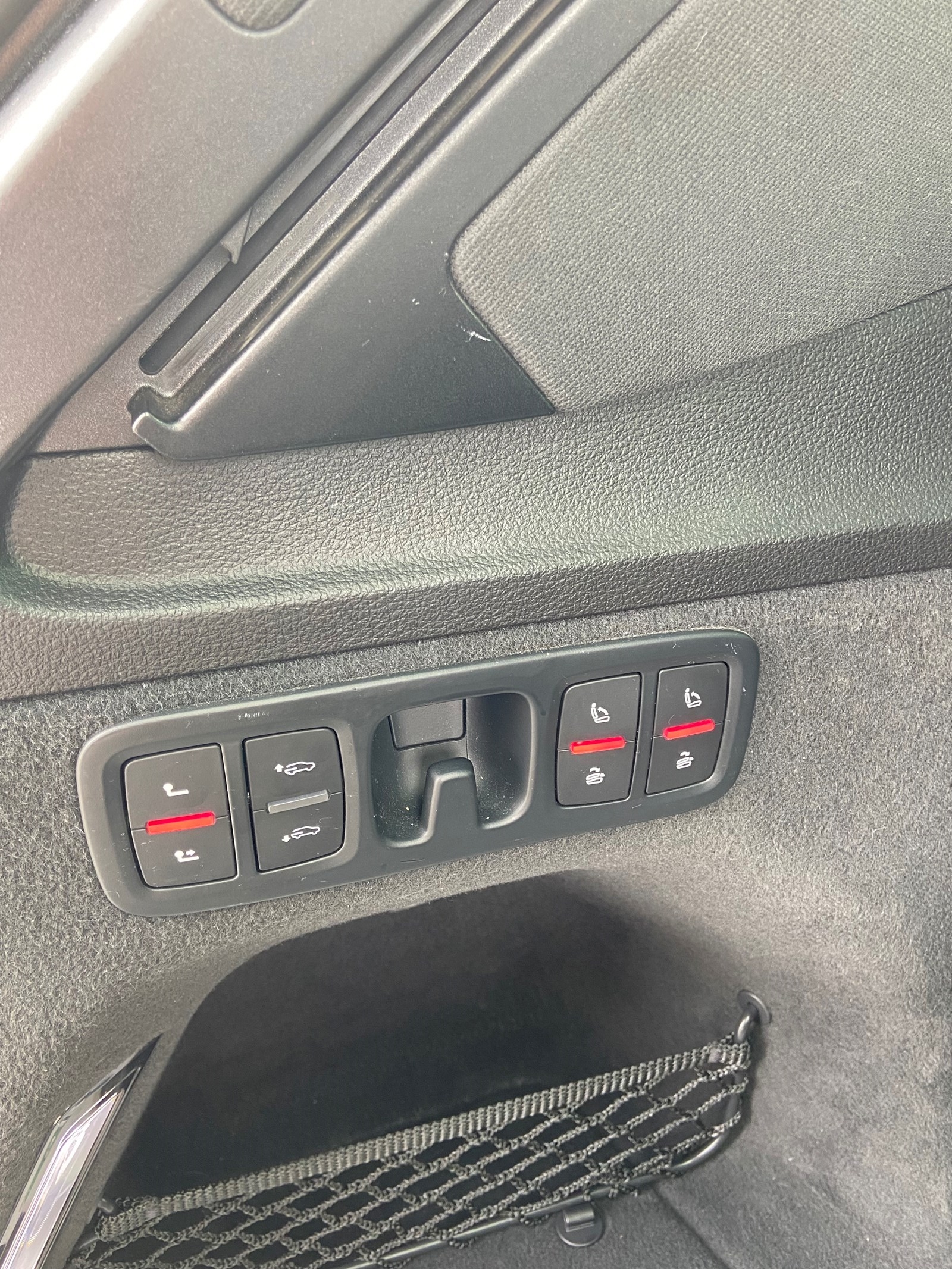 AUDI Q7 3.0 TDI quattro tiptronic-image-12