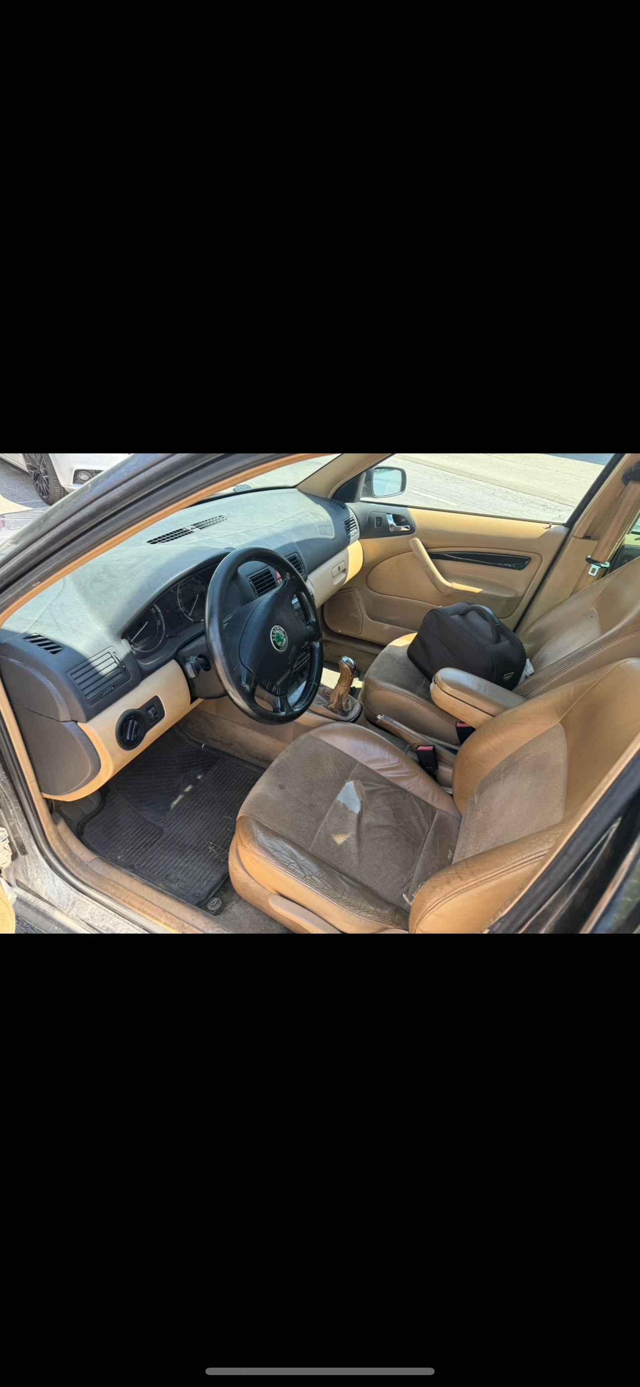 SKODA Octavia 1.8 Turbo Laurin & Klement-image-3