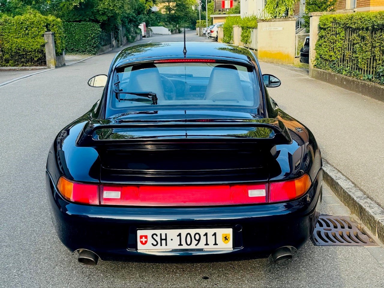PORSCHE 911 S-image-5