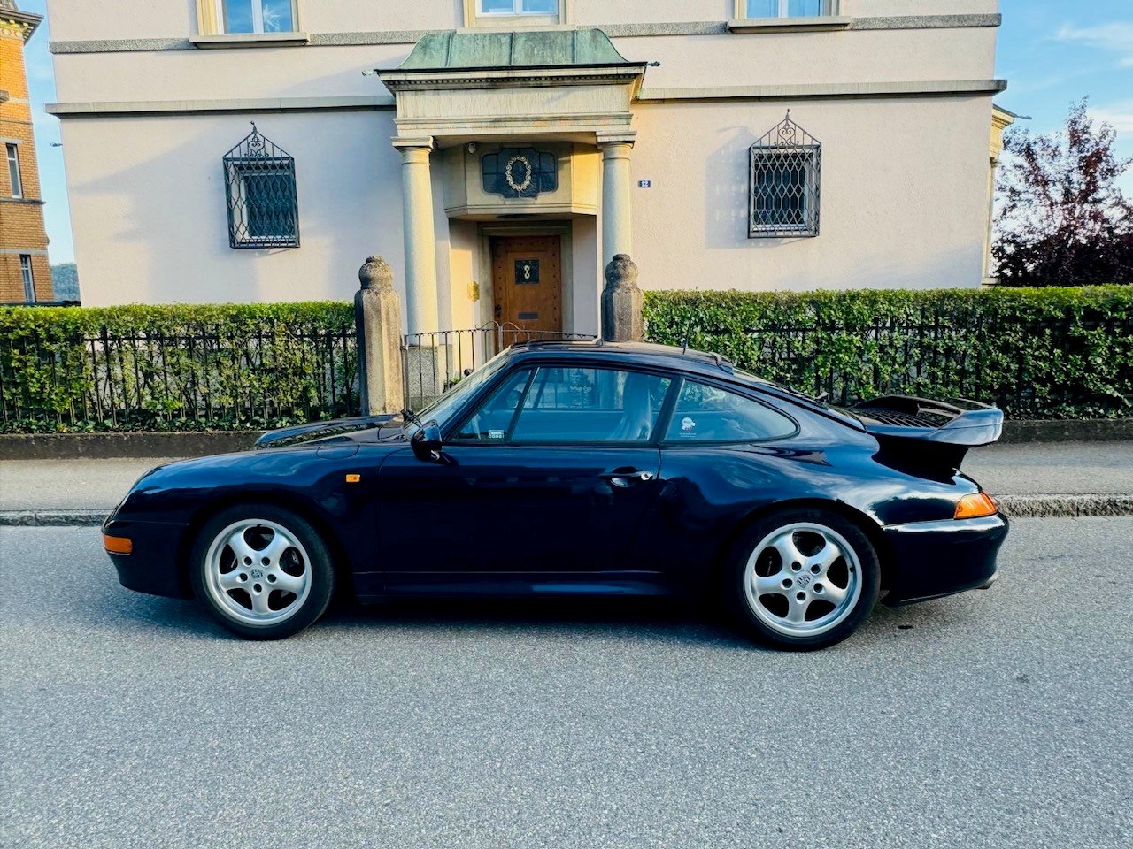 PORSCHE 911 S-image-2