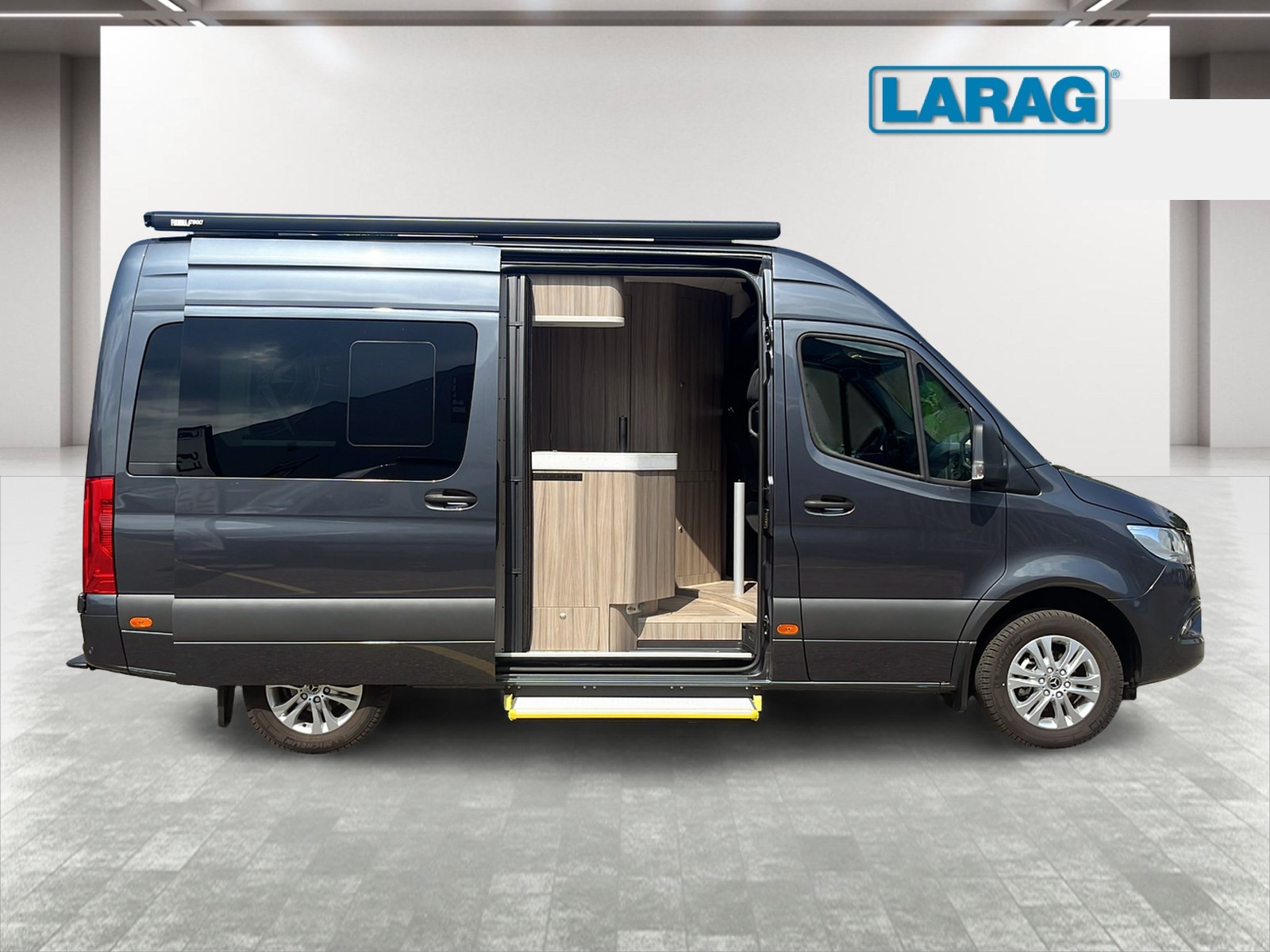 MERCEDES-BENZ ROGUS ROADTRIP 595L Mood & Wood Van Life for two-image-4