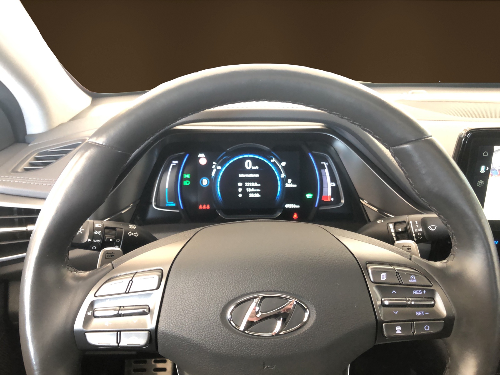 HYUNDAI Ioniq Electric Vertex-image-10