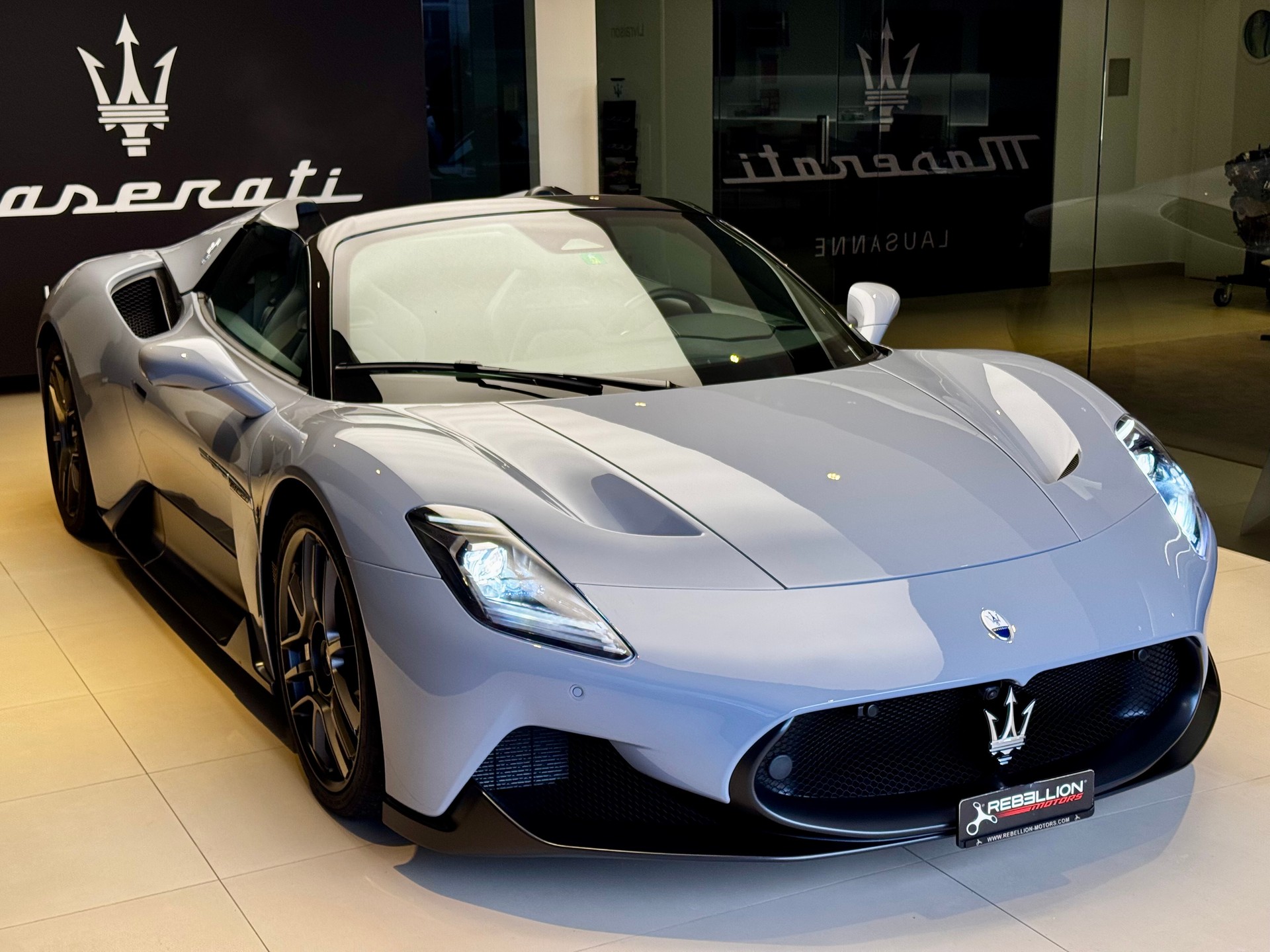 MASERATI MC 20 Cielo-image-1