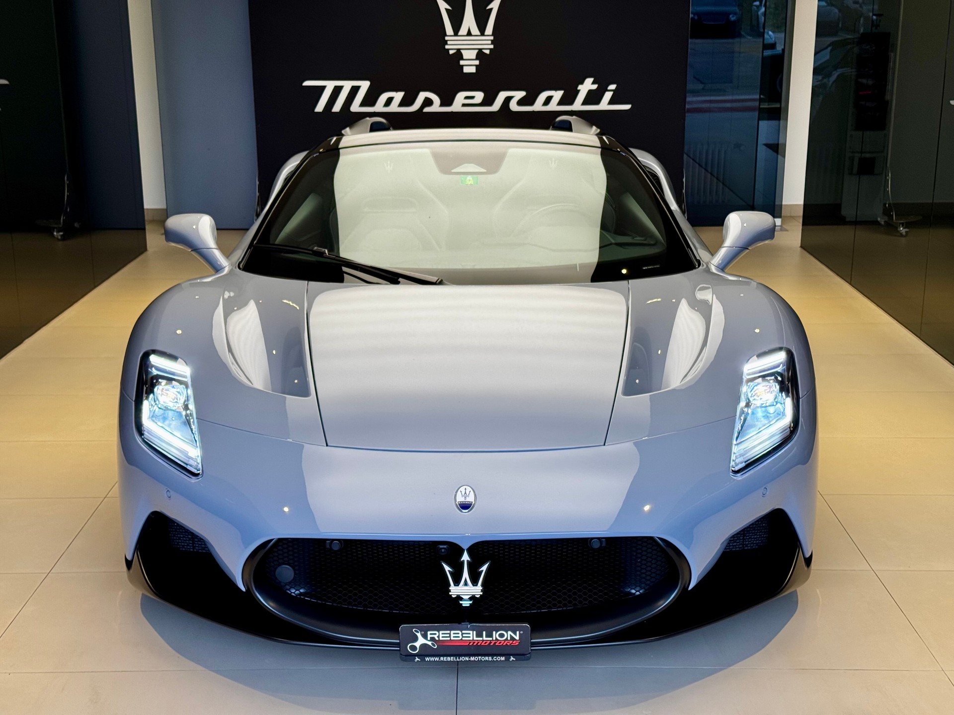MASERATI MC 20 Cielo-image-2