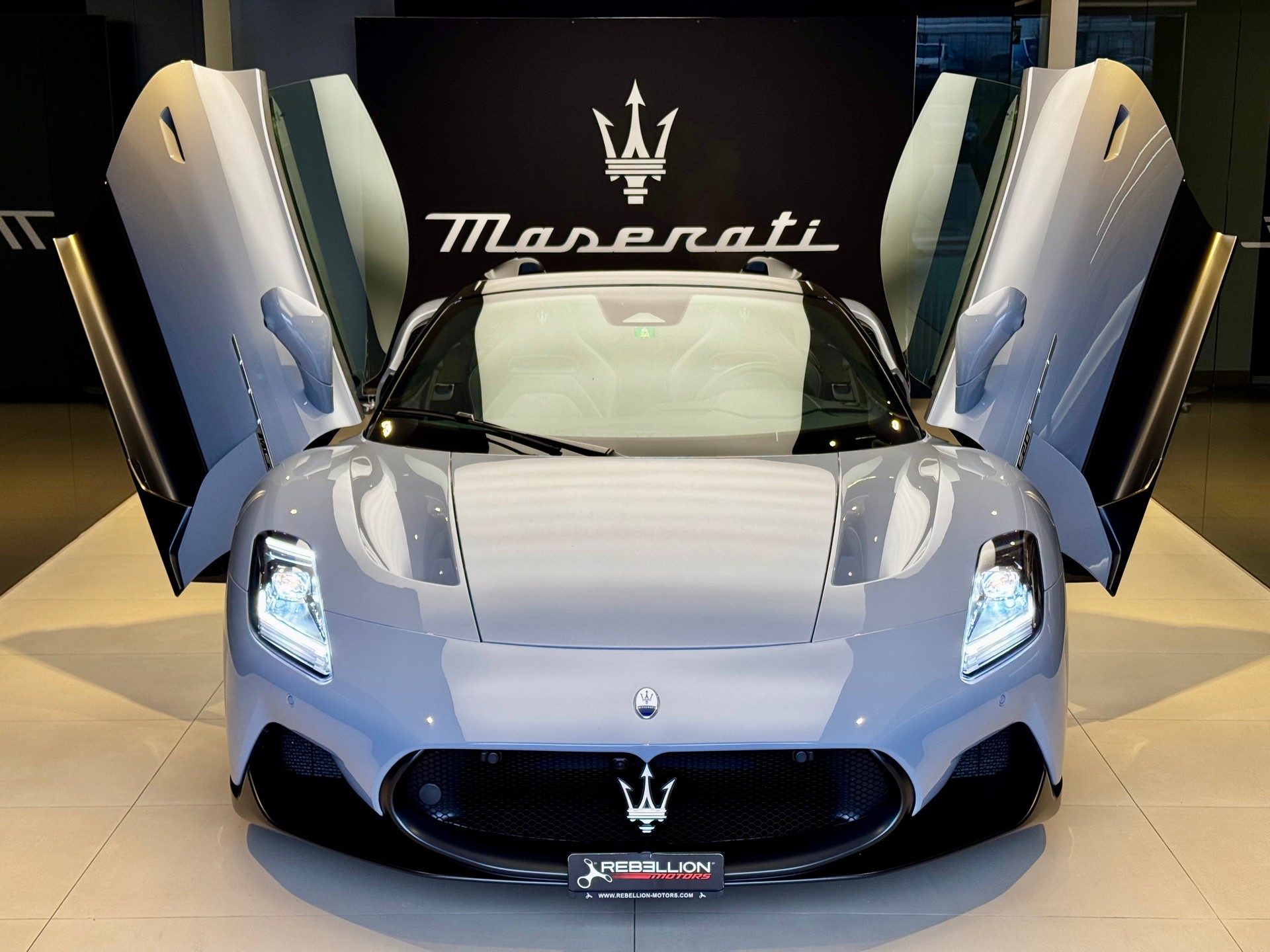 MASERATI MC 20 Cielo-image-3