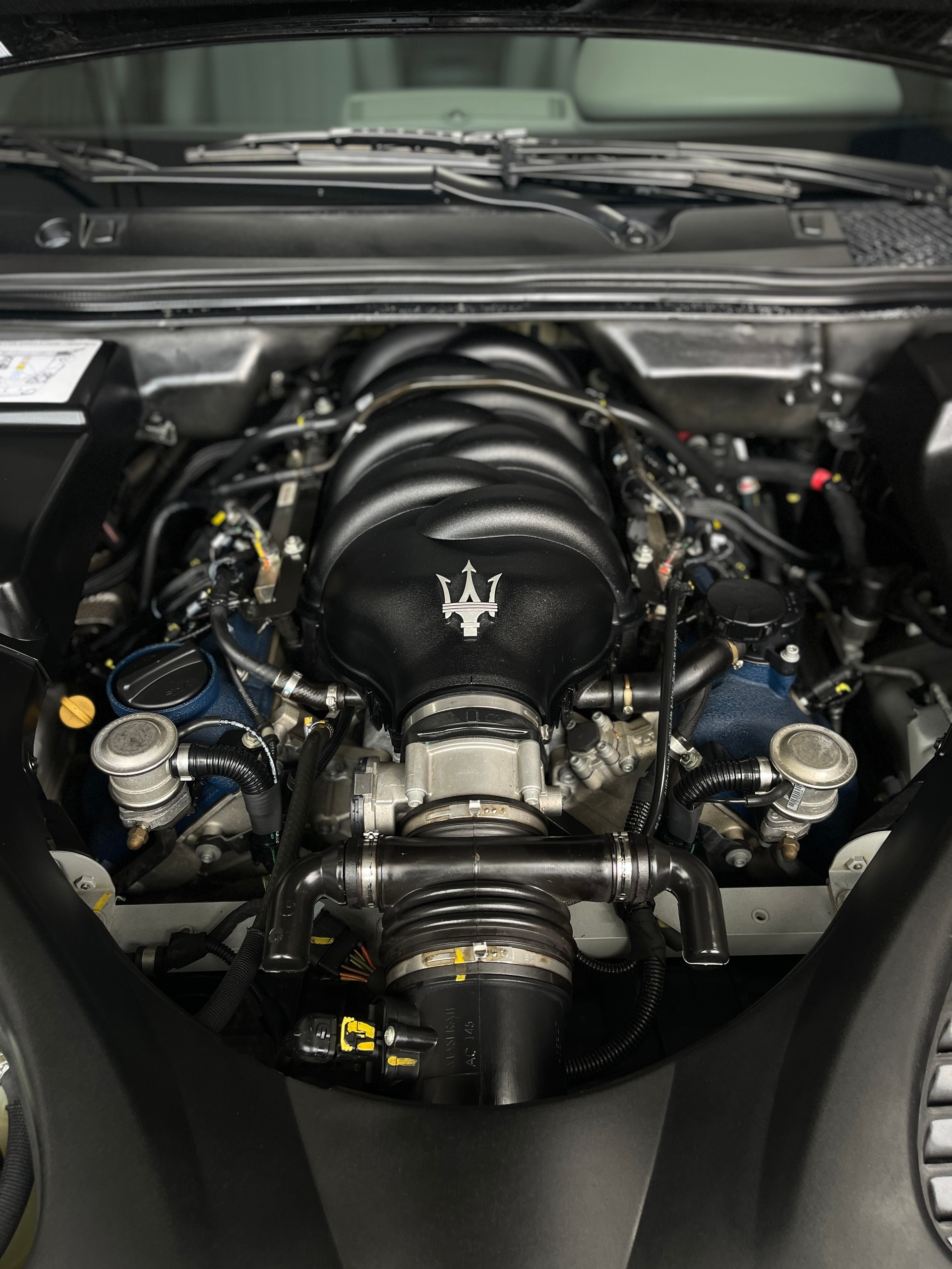 MASERATI Quattroporte 4.2 V8 Automatica-showroom-element-2
