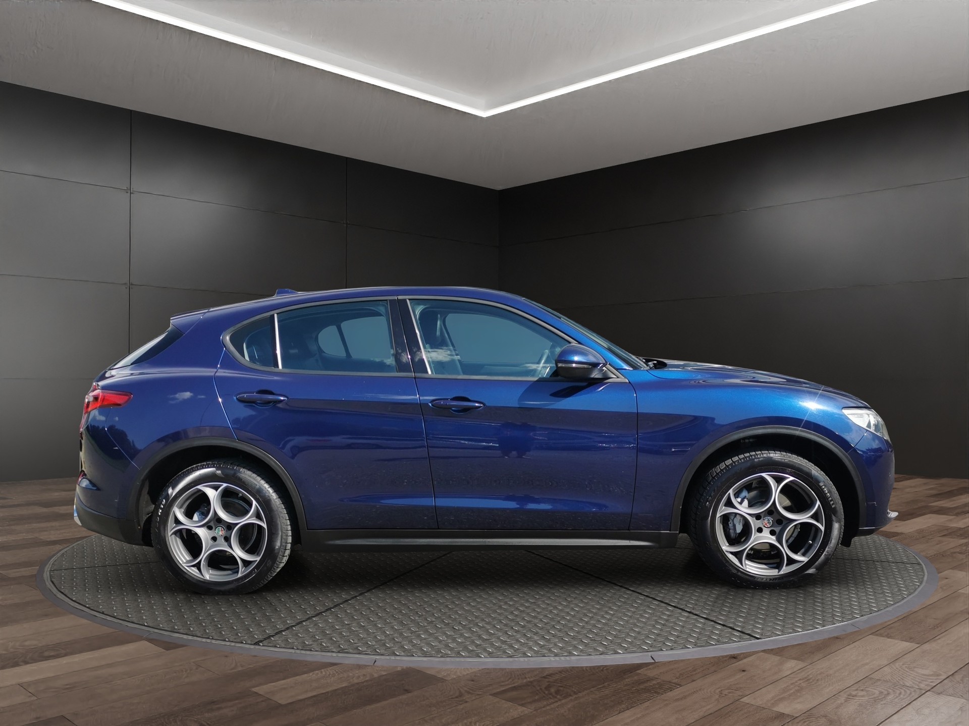 ALFA ROMEO Stelvio 2.2 JTDM Super Q4 Automatic Q4-image-1