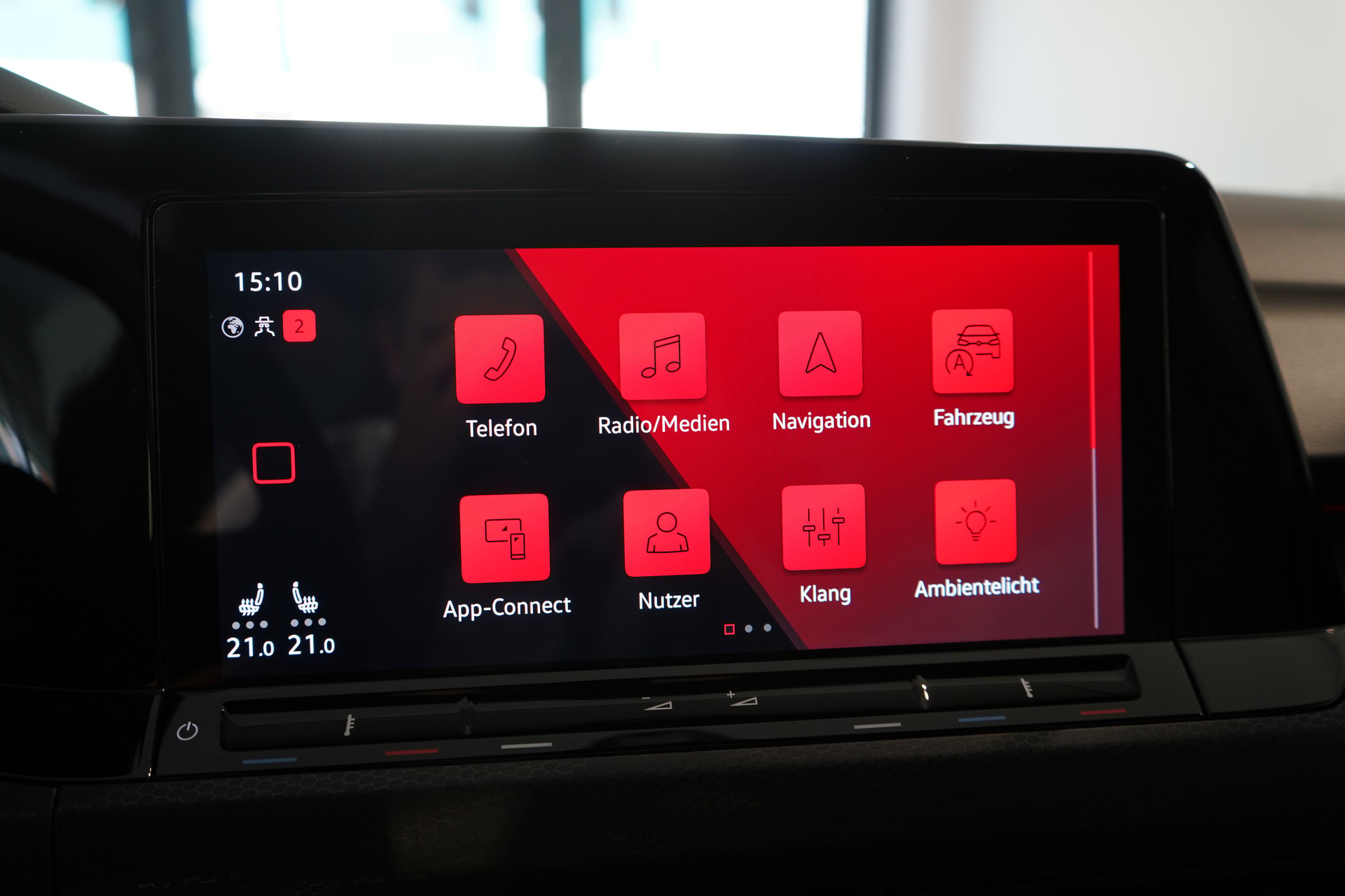 VW Golf 2.0 TSI GTI DSG-image-10