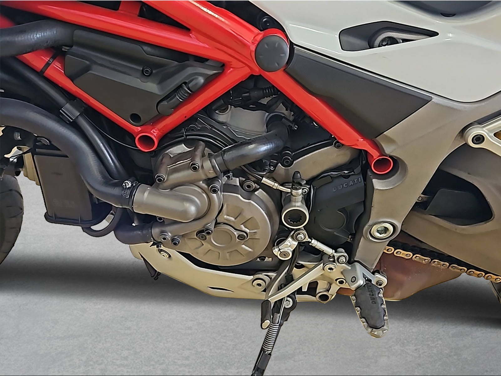 DUCATI Multistrada 1200 S-image-5