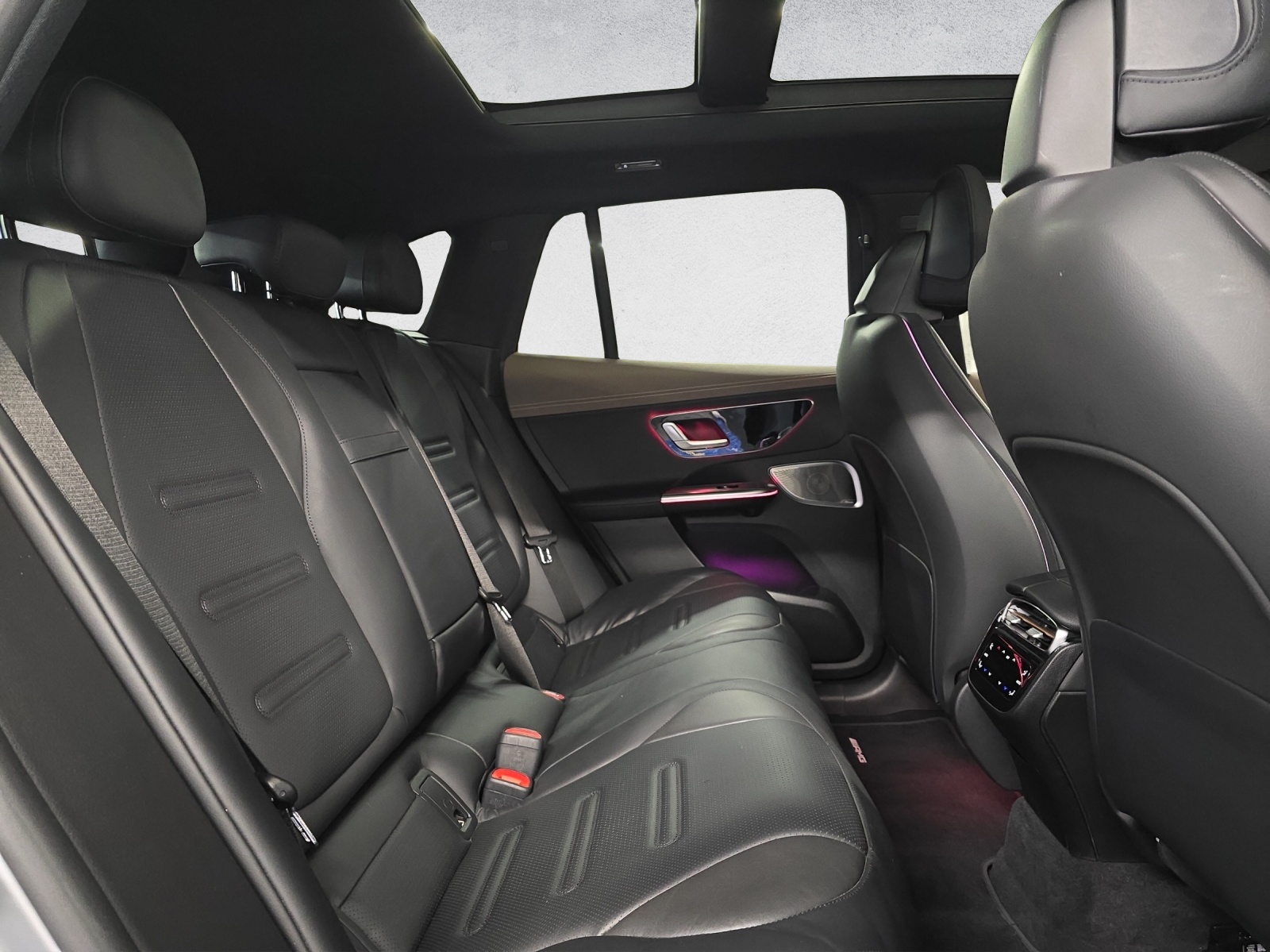 MERCEDES-BENZ EQE 43 SUV AMG 4Matic-image-11