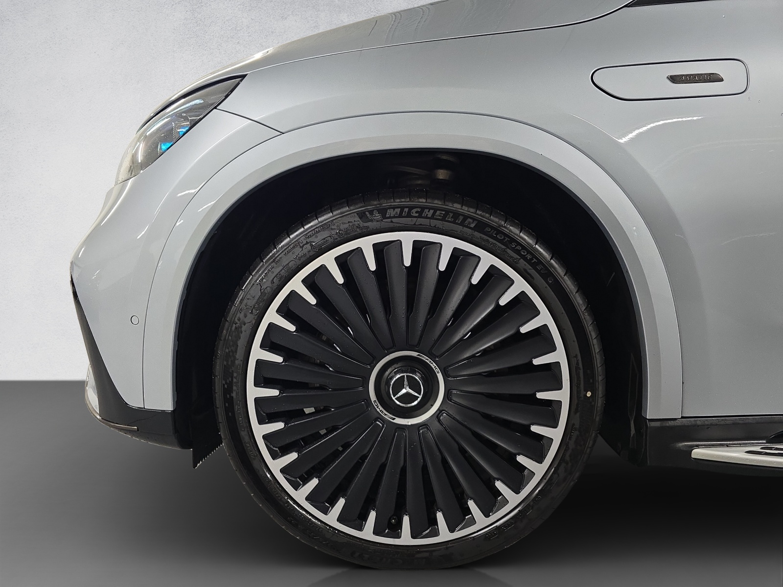 MERCEDES-BENZ EQE 43 SUV AMG 4Matic-image-7