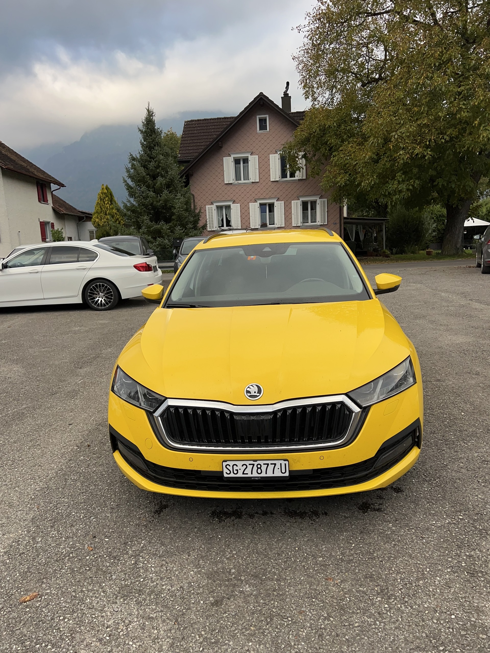 SKODA OCTAVIA-image-9