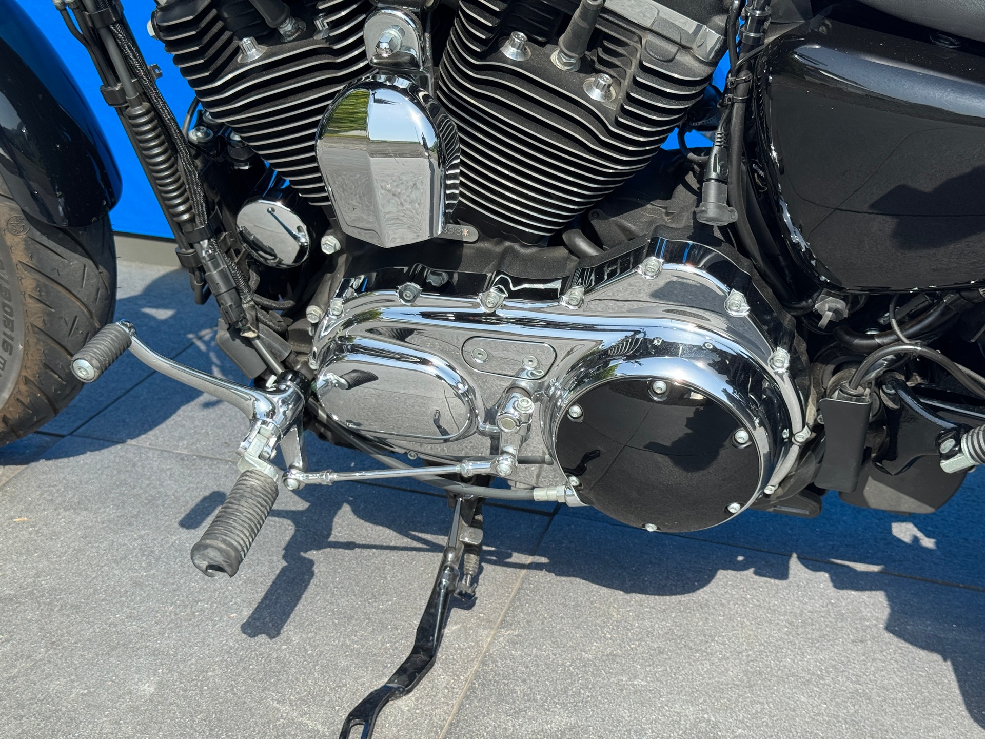 HARLEY-DAVIDSON XL 1200 C Sportster Custom ABS (35 KW)-image-10