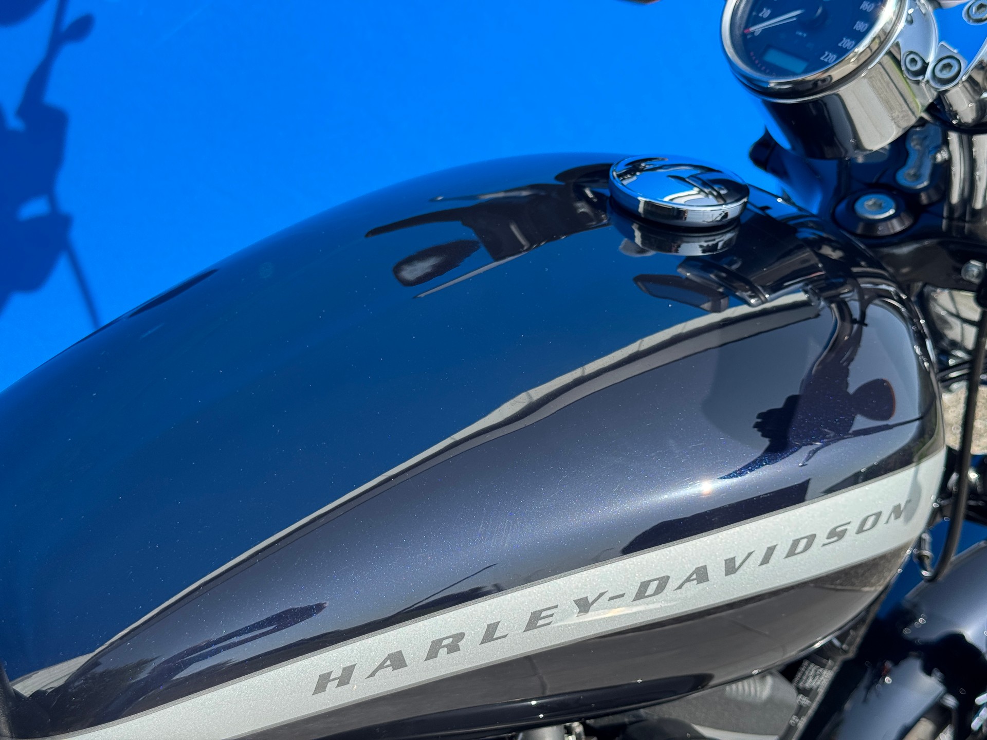 HARLEY-DAVIDSON XL 1200 C Sportster Custom ABS (35 KW)-image-6