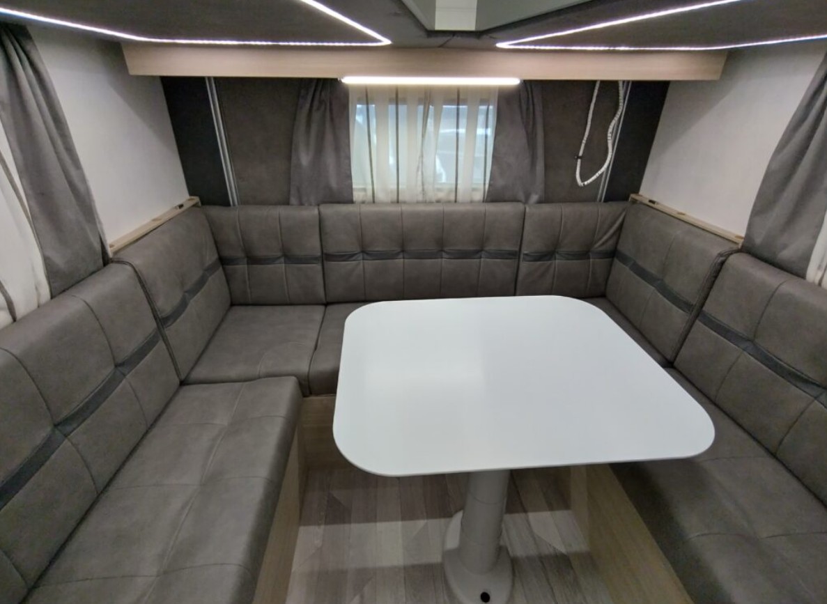 ILUSION 590 FF-showroom-element-3