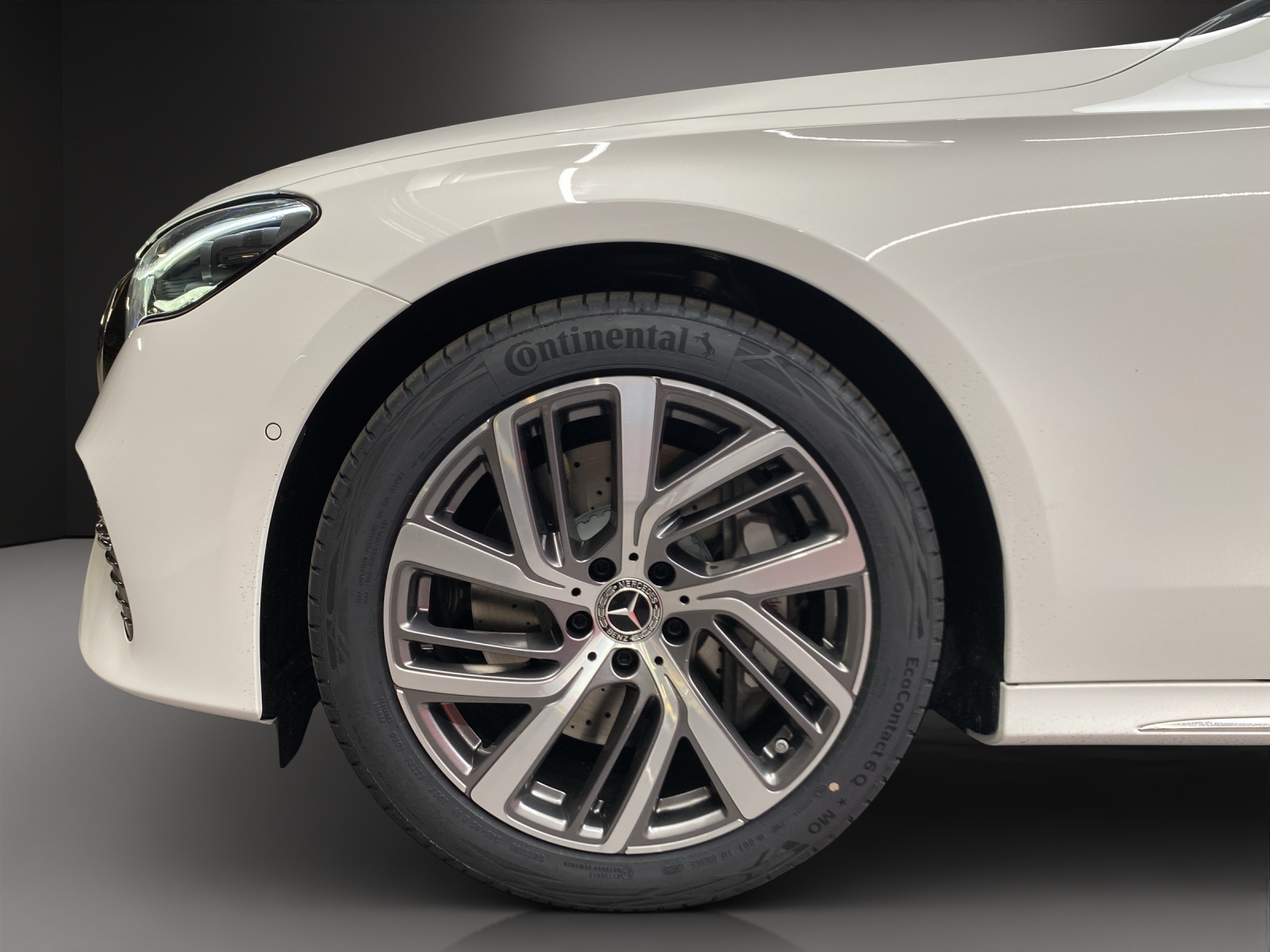 MERCEDES-BENZ E 220 d T 4Matic 9G-Tronic-image-5