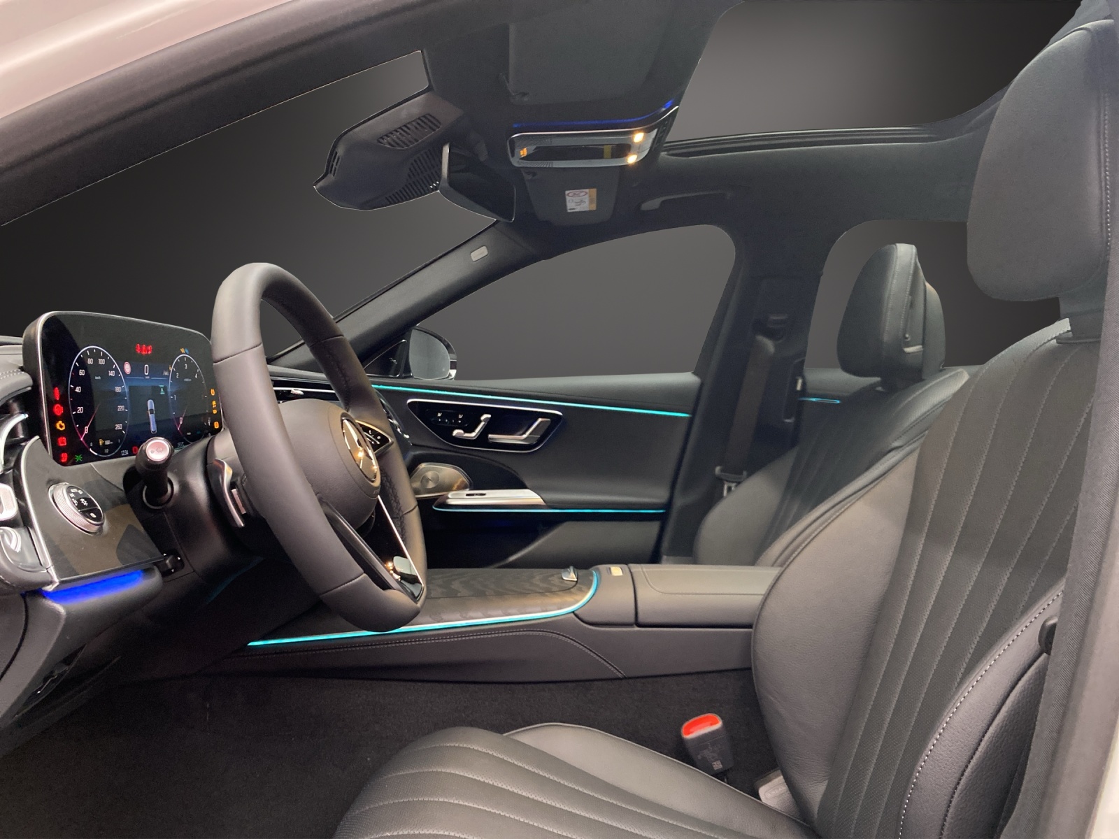 MERCEDES-BENZ E 220 d T 4Matic 9G-Tronic-image-7