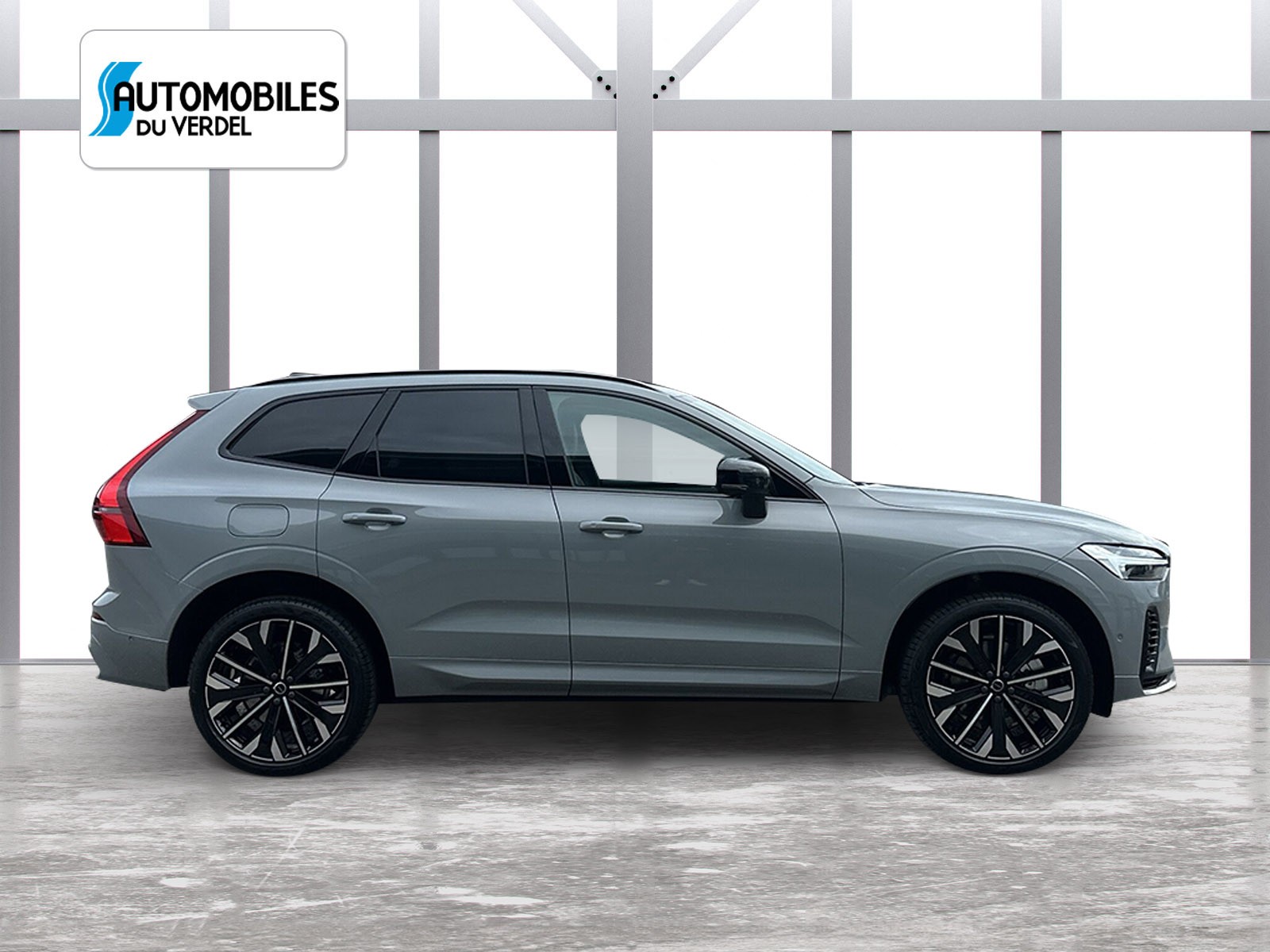 VOLVO XC60 2.0 T8 TE Ultra Dark eAWD-image-5