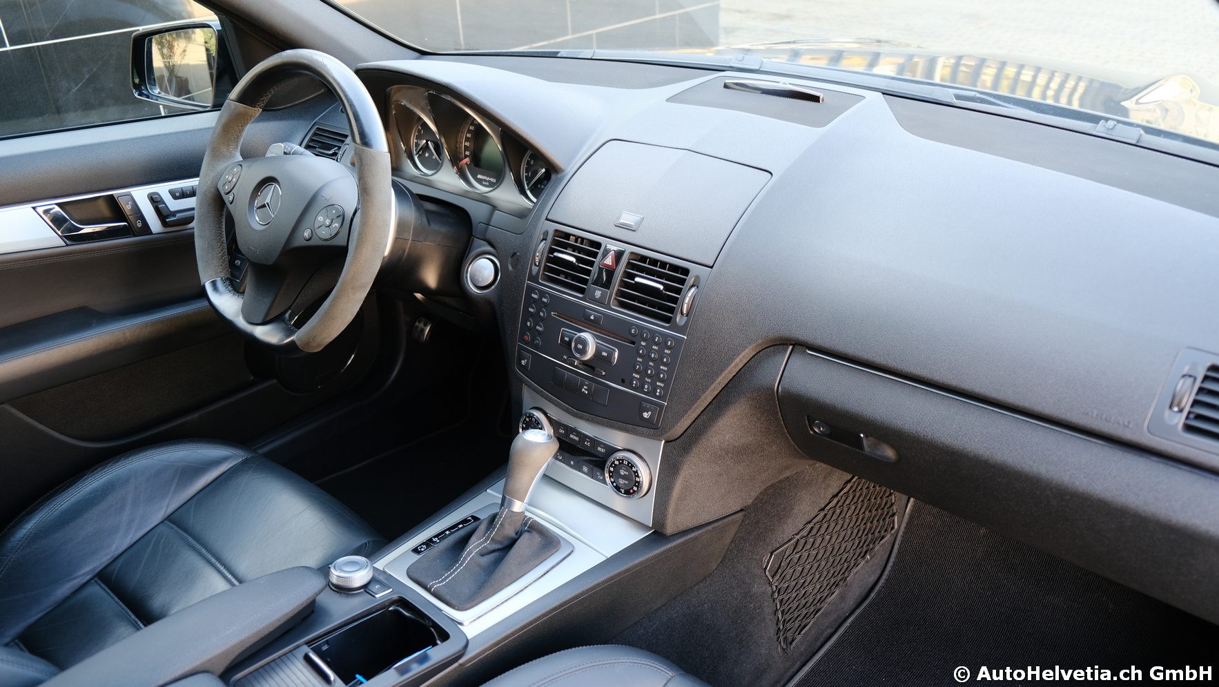 MERCEDES-BENZ C 63 AMG Avantgarde 7G-Tronic-image-9