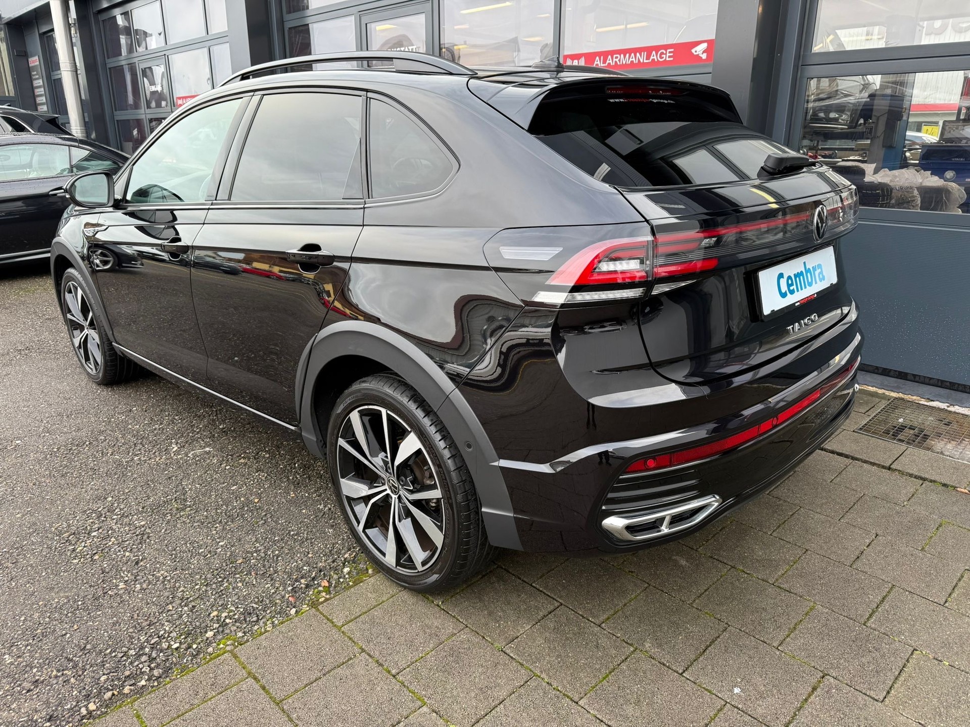 VW Taigo 1.0 TSI R-Line DSG-image-3