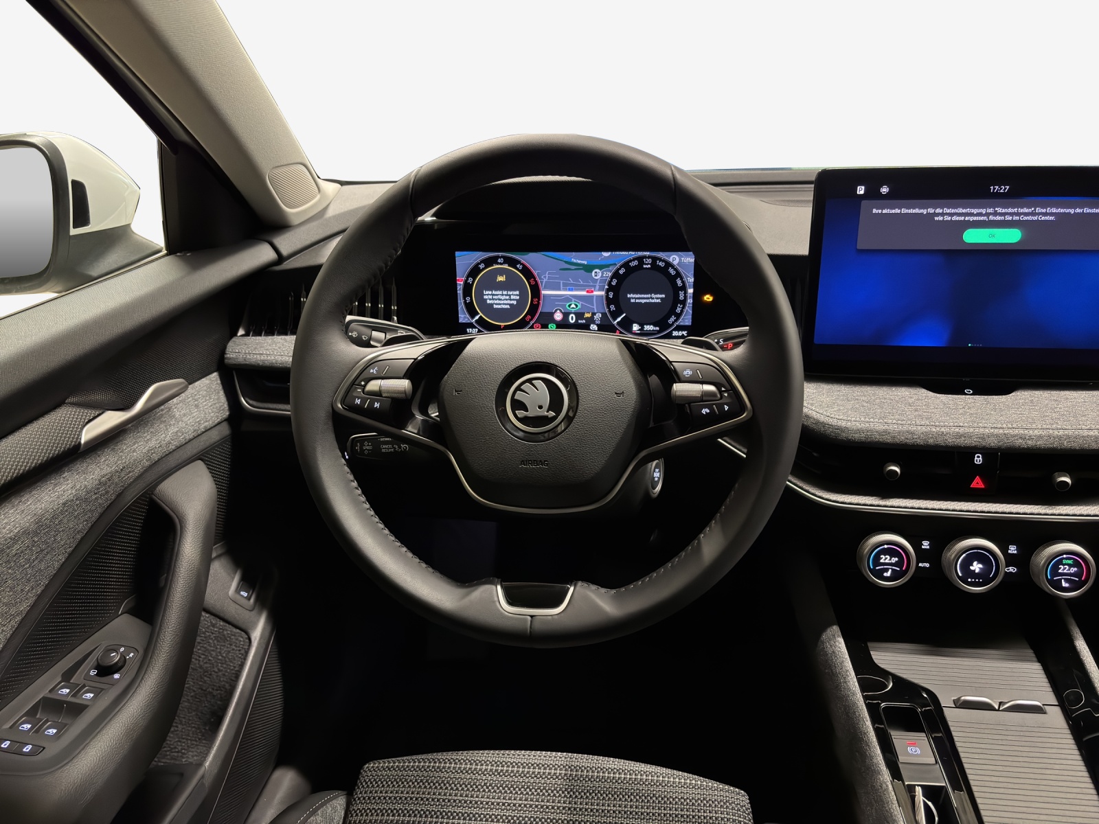 SKODA Superb Combi 2.0 TDi Selection DSG-image-9