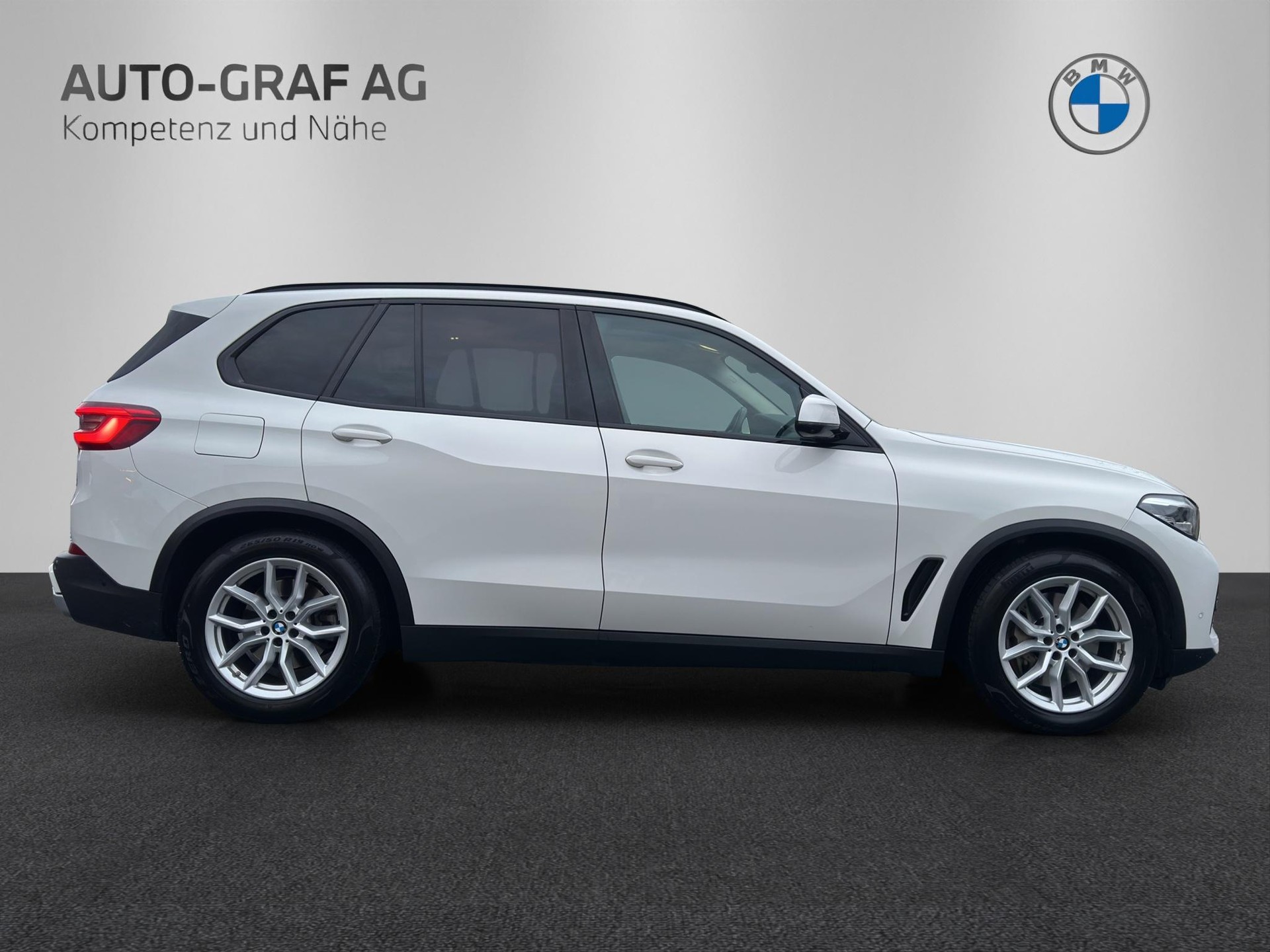 BMW X5 45e xDrive SAG-image-5