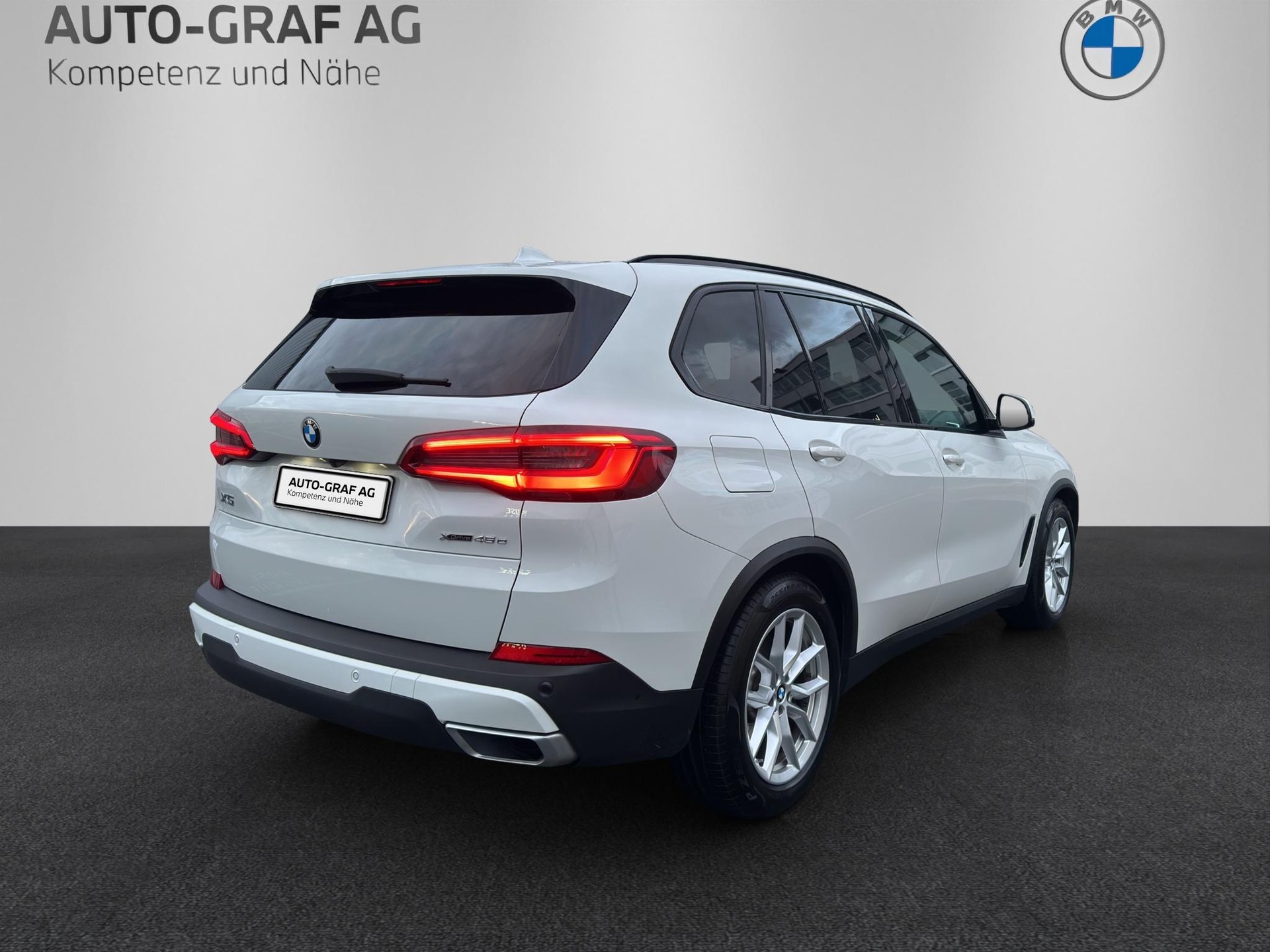 BMW X5 45e xDrive SAG-image-4