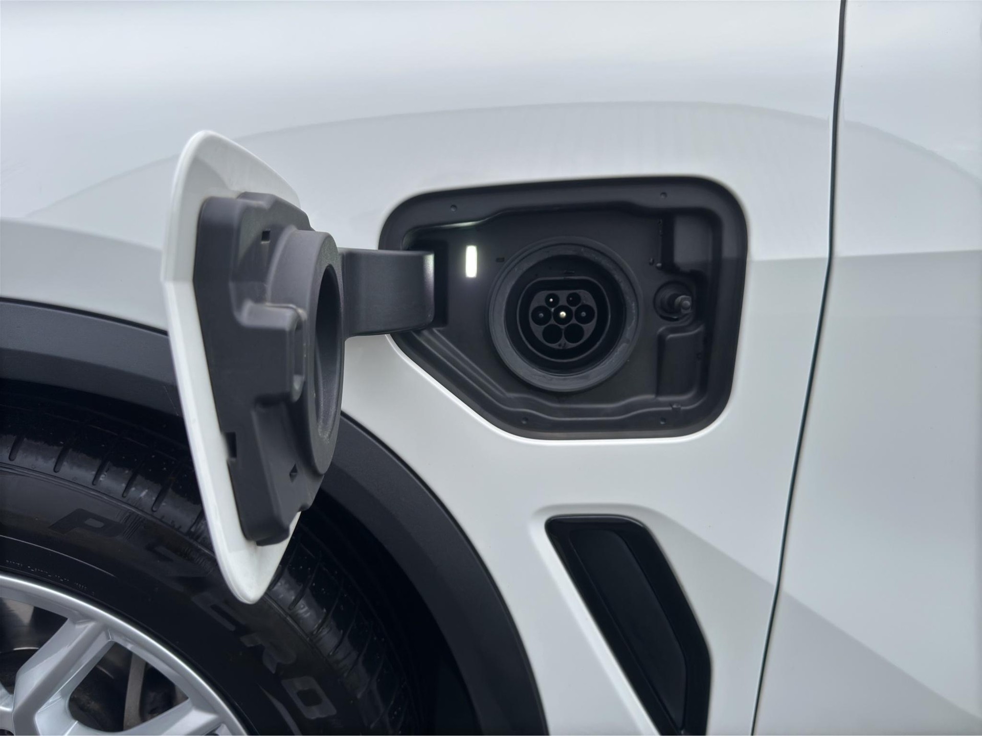 BMW X5 45e xDrive SAG-image-8