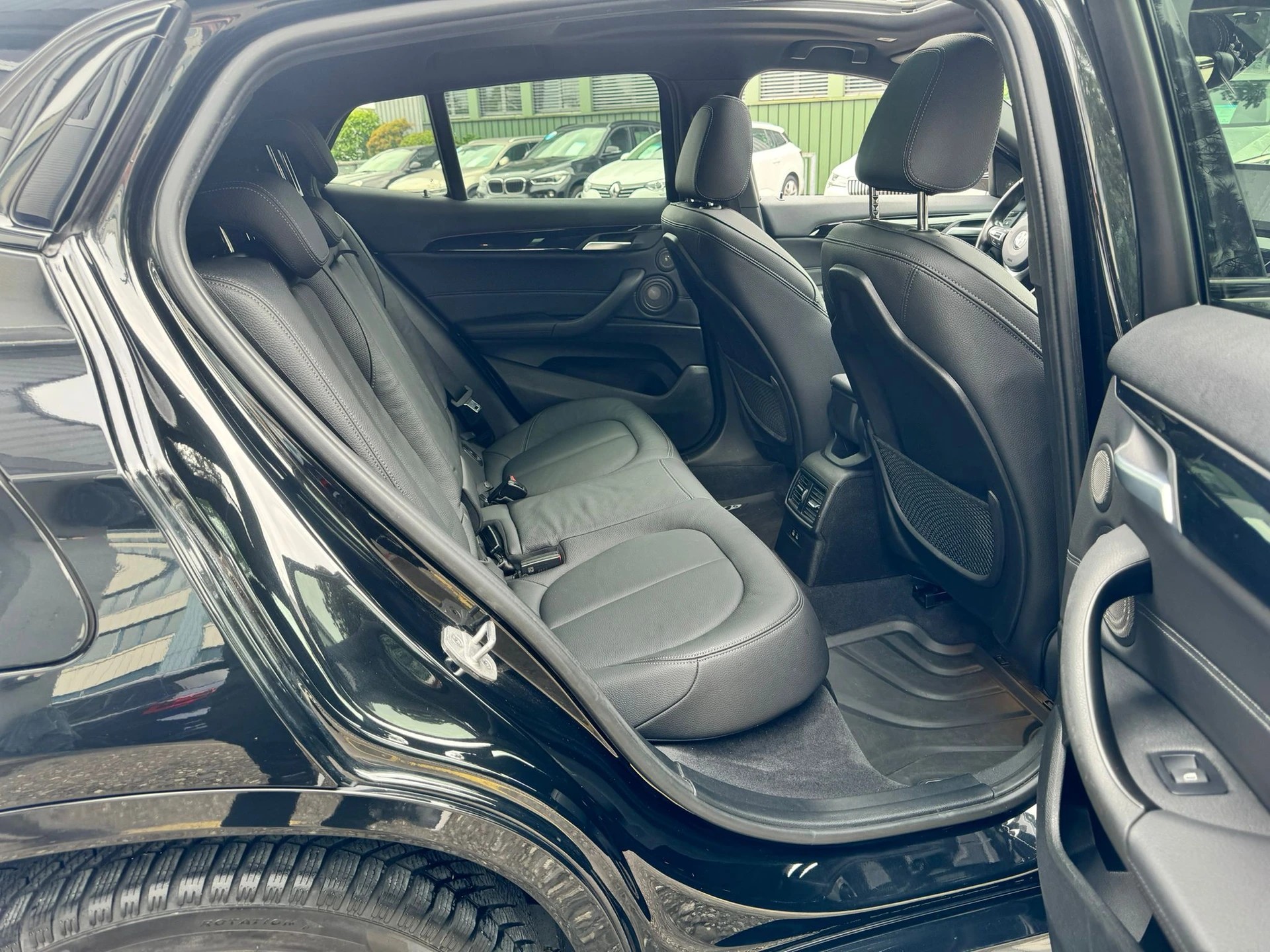 BMW X2 20d xDrive SAG CH FAHRZEUG-image-11