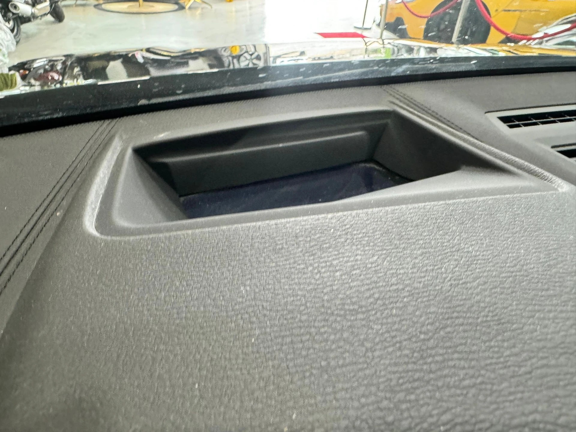 BMW X2 20d xDrive SAG CH FAHRZEUG-image-18