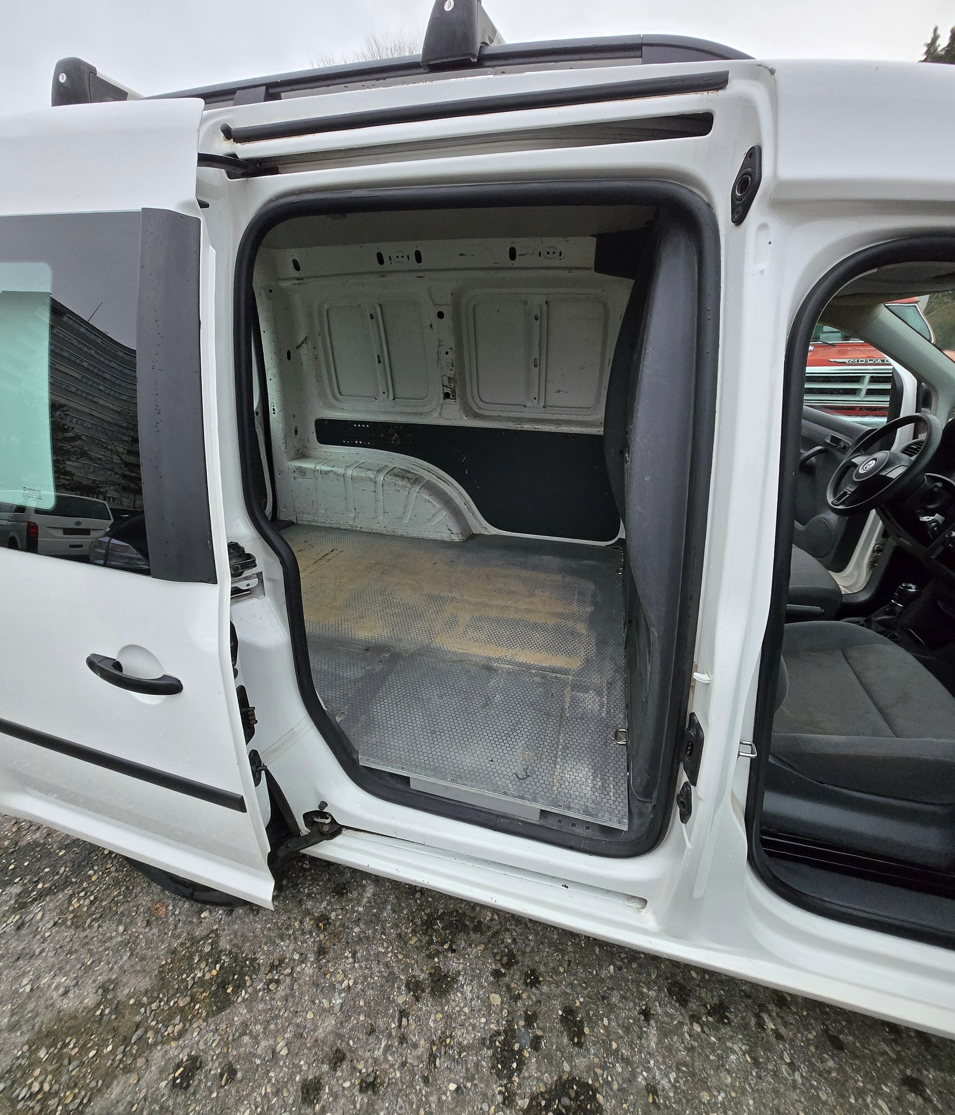 VW Kasten-image-12
