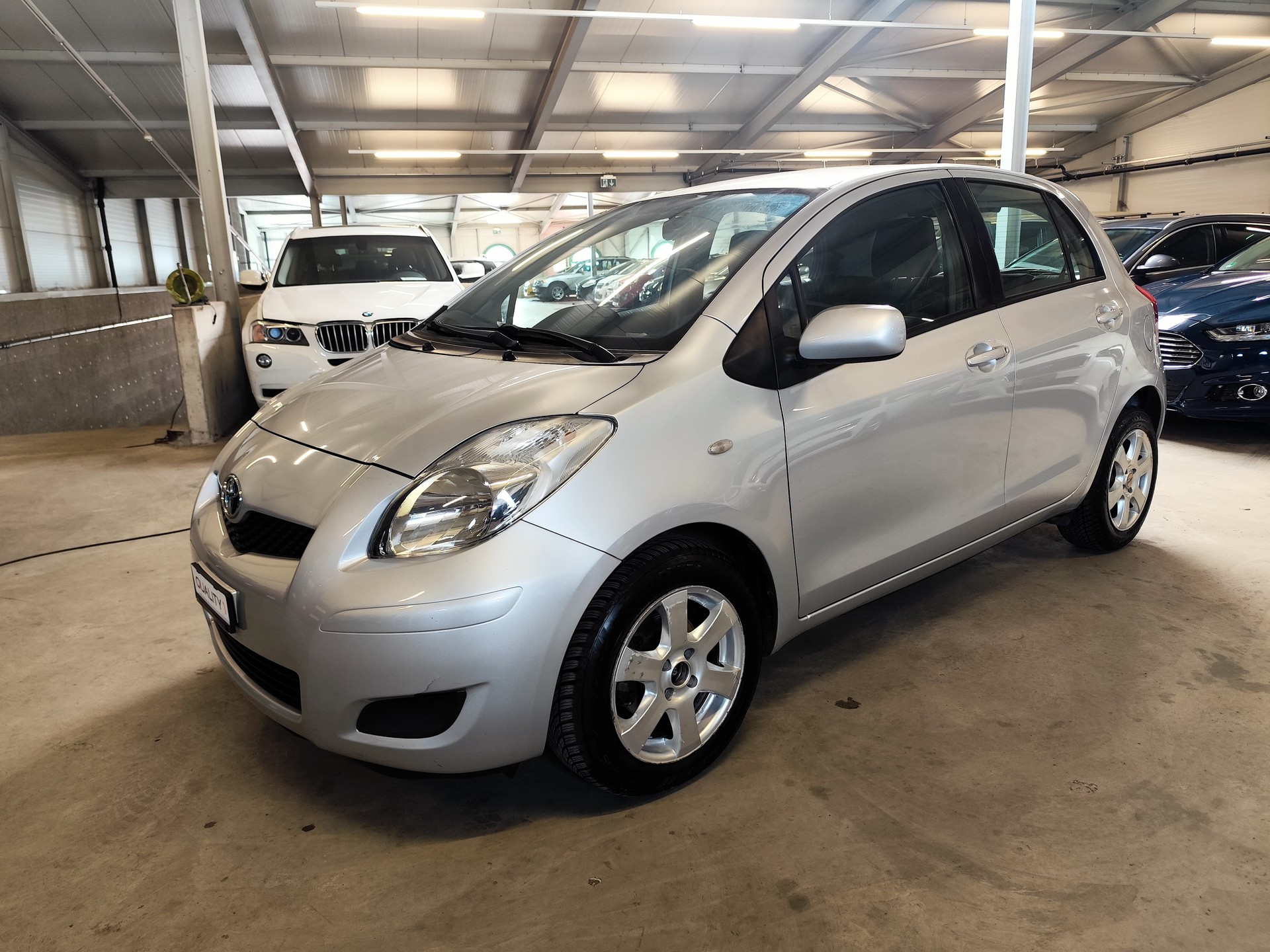 TOYOTA Yaris 1.4 D-4D Linea Luna-image-5