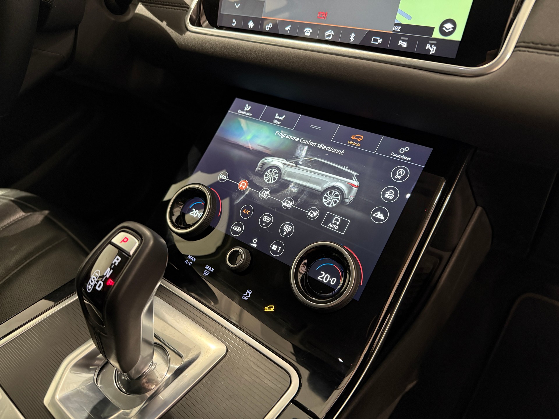 LAND ROVER Range Rover Evoque P 200 MHEV HSE AT9-image-10