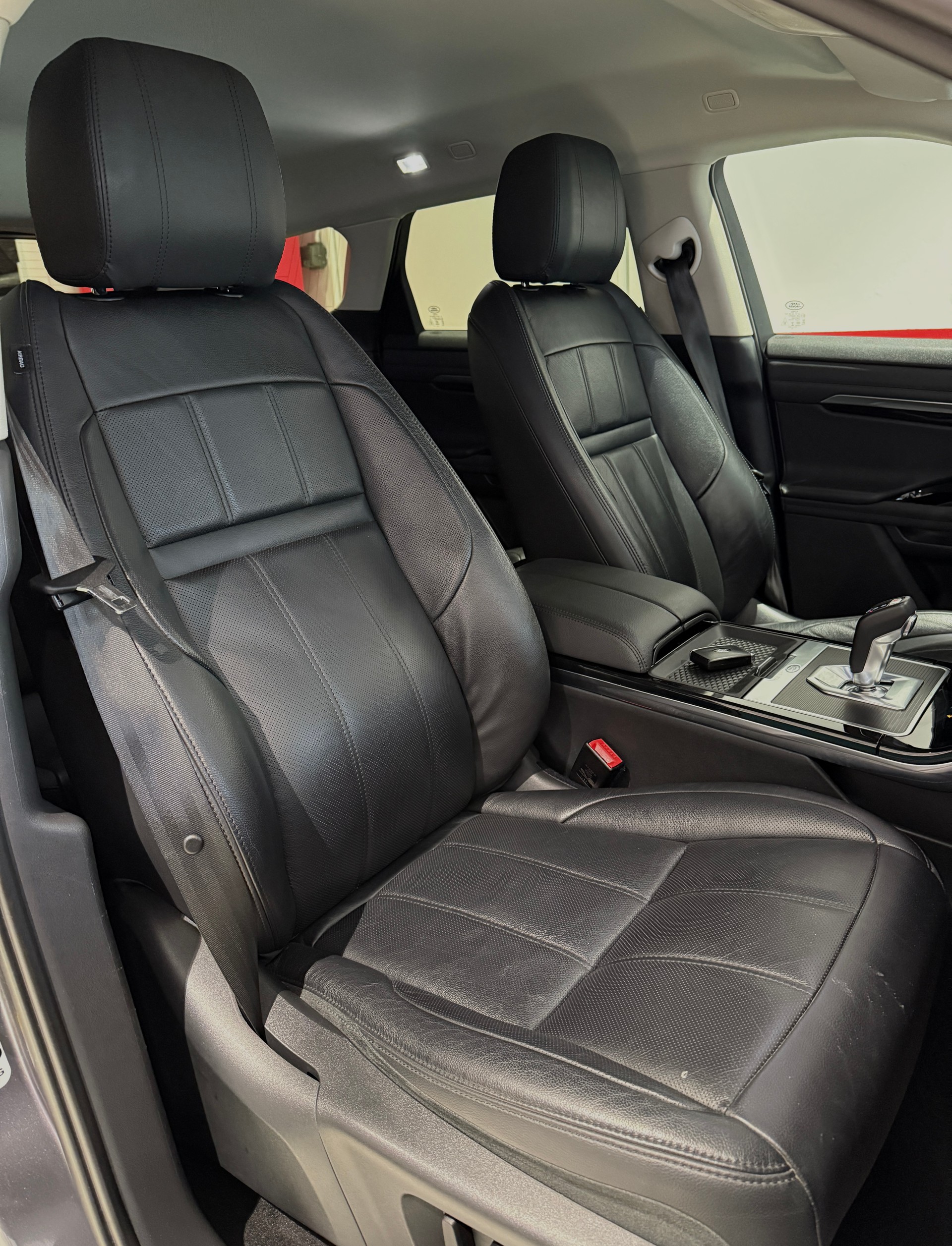LAND ROVER Range Rover Evoque P 200 MHEV HSE AT9-image-14