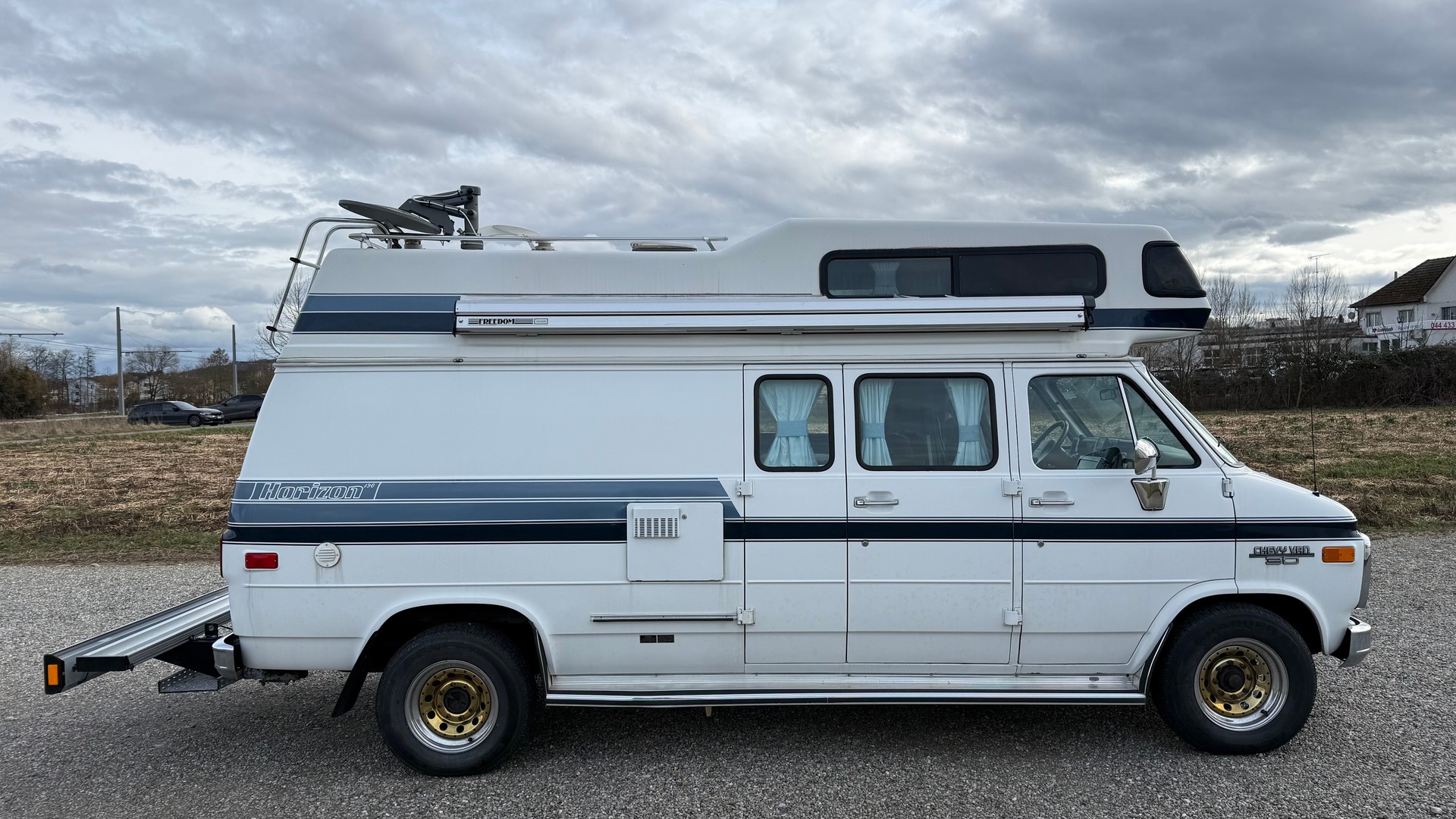 CHEVROLET Van 5.7-image-20