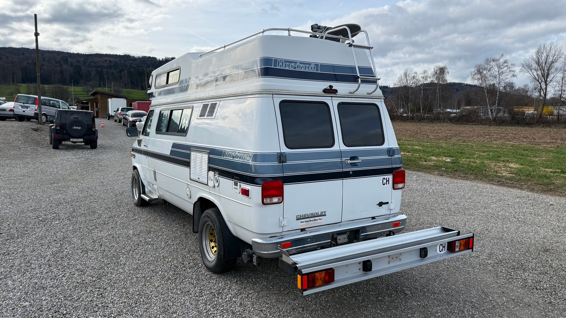 CHEVROLET Van 5.7-image-23