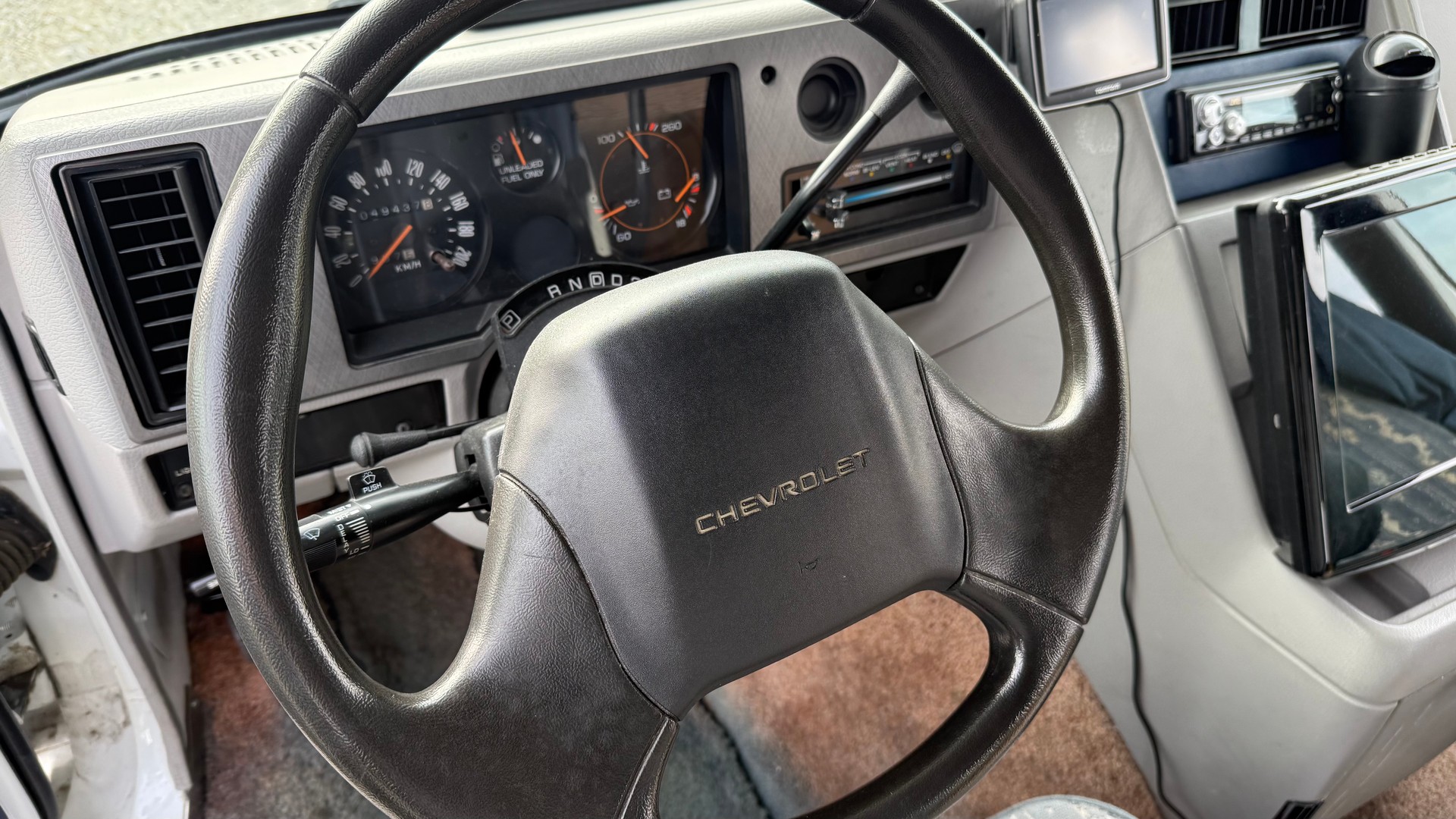 CHEVROLET Van 5.7-image-3