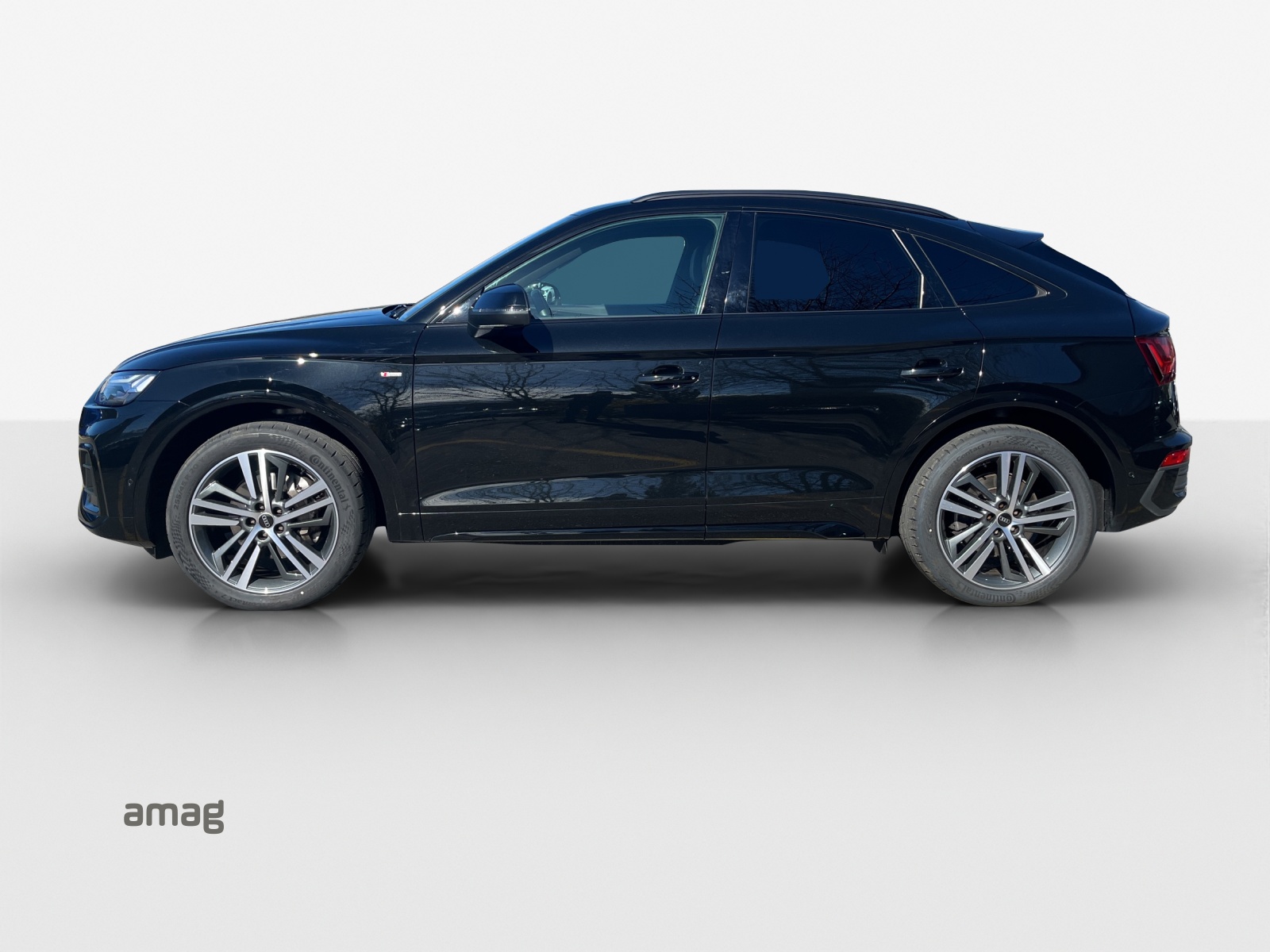 AUDI Q5 Sportback 40 TDI Blackedition quattro S-tronic-image-1