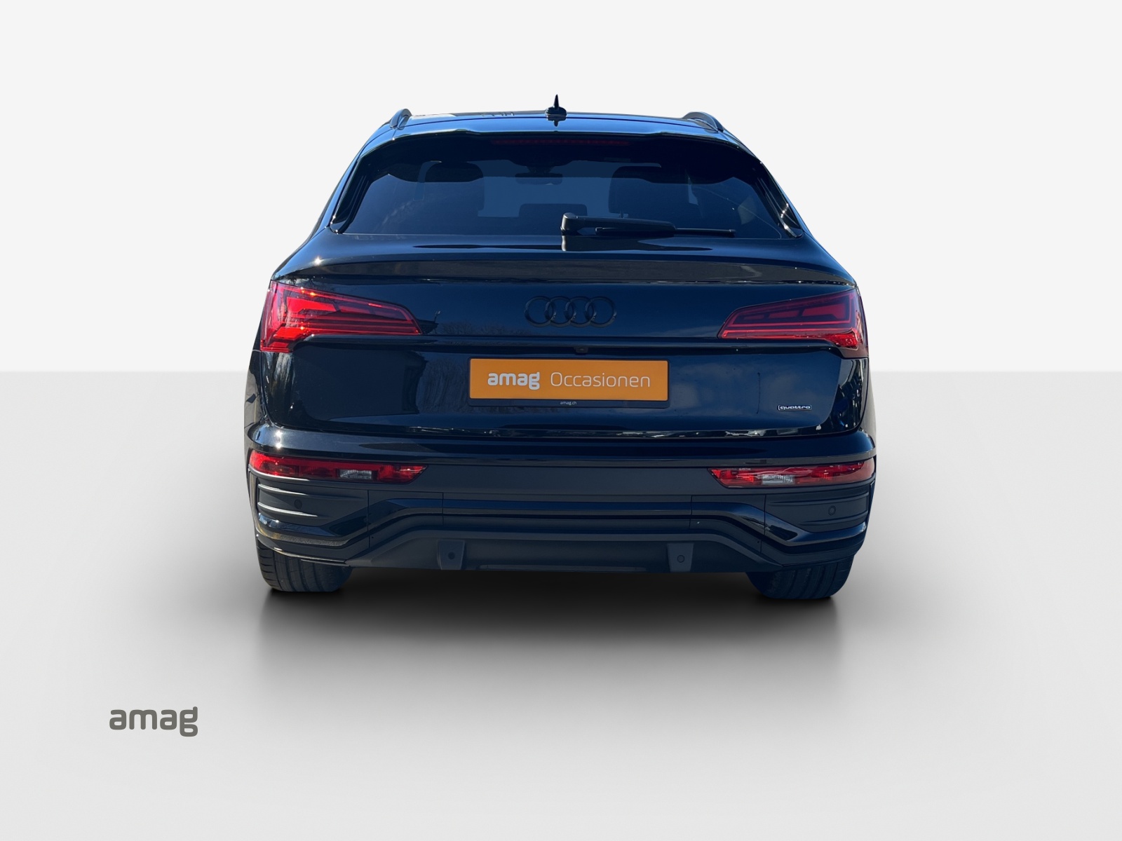 AUDI Q5 Sportback 40 TDI Blackedition quattro S-tronic-image-3