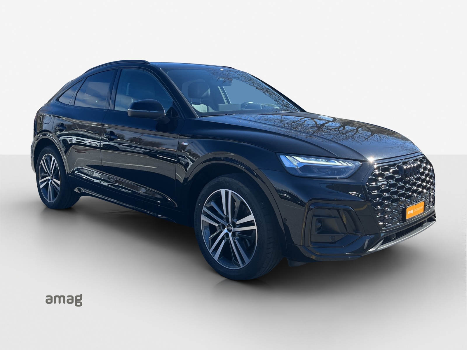 AUDI Q5 Sportback 40 TDI Blackedition quattro S-tronic-image-5