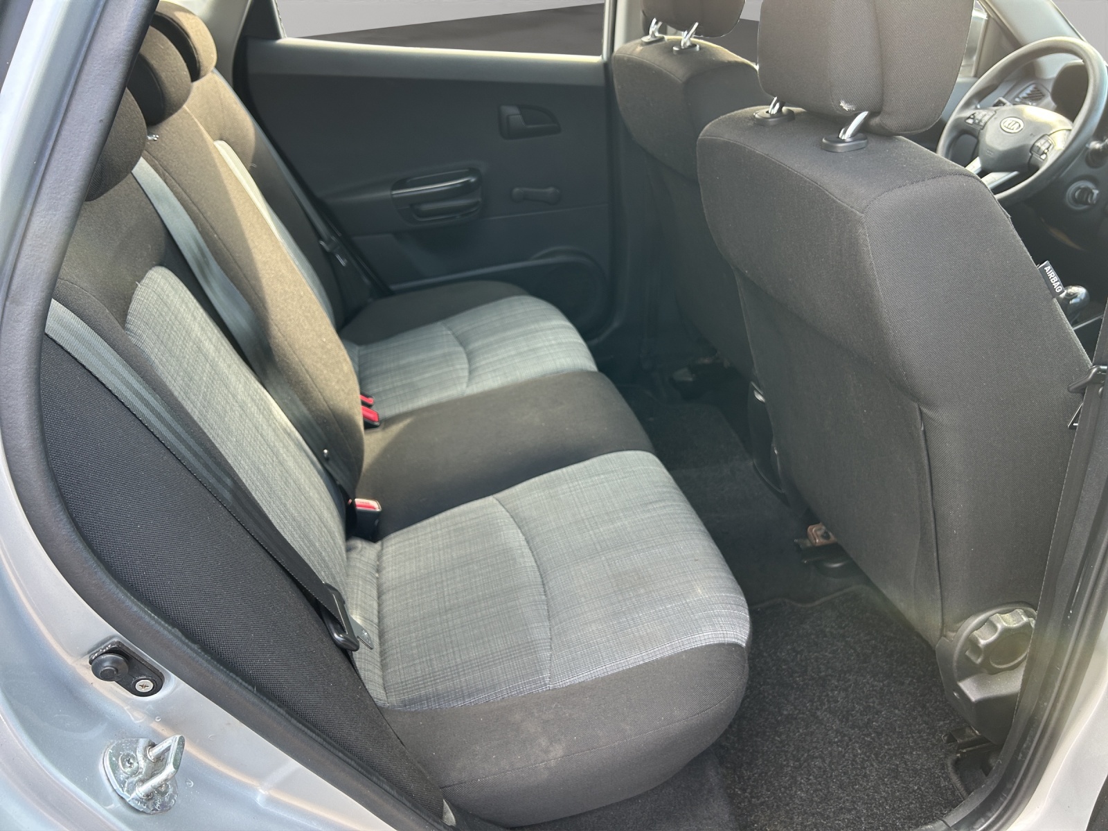 KIA Cee'd Sporty Wagon 1.6 16V Trend-image-15