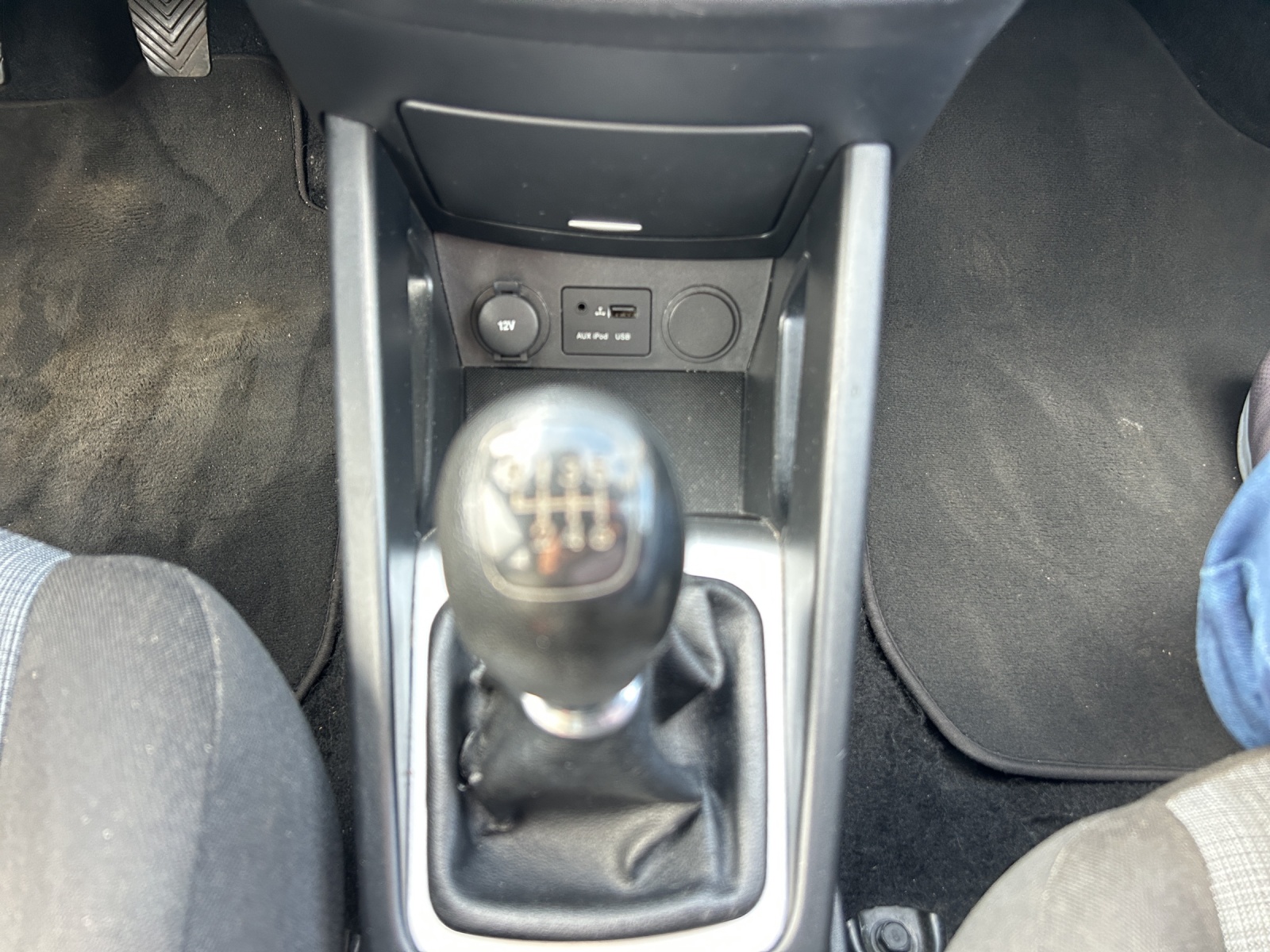 KIA Cee'd Sporty Wagon 1.6 16V Trend-image-13