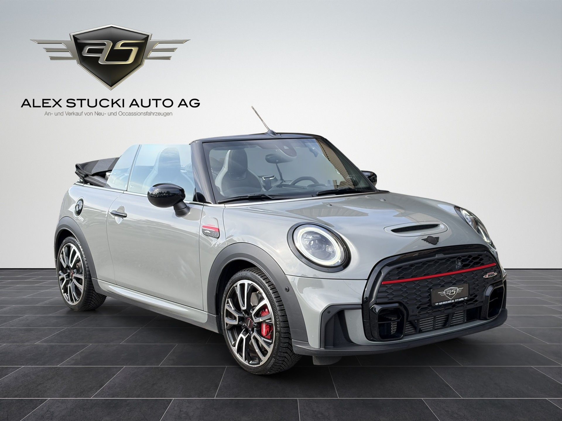 MINI Cooper John Cooper Works Cabriolet Steptronic-image-0