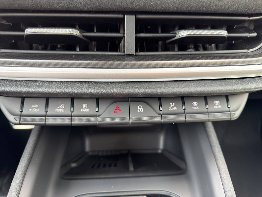 SKODA Enyaq IV RS 4x4 MAXX-image-26