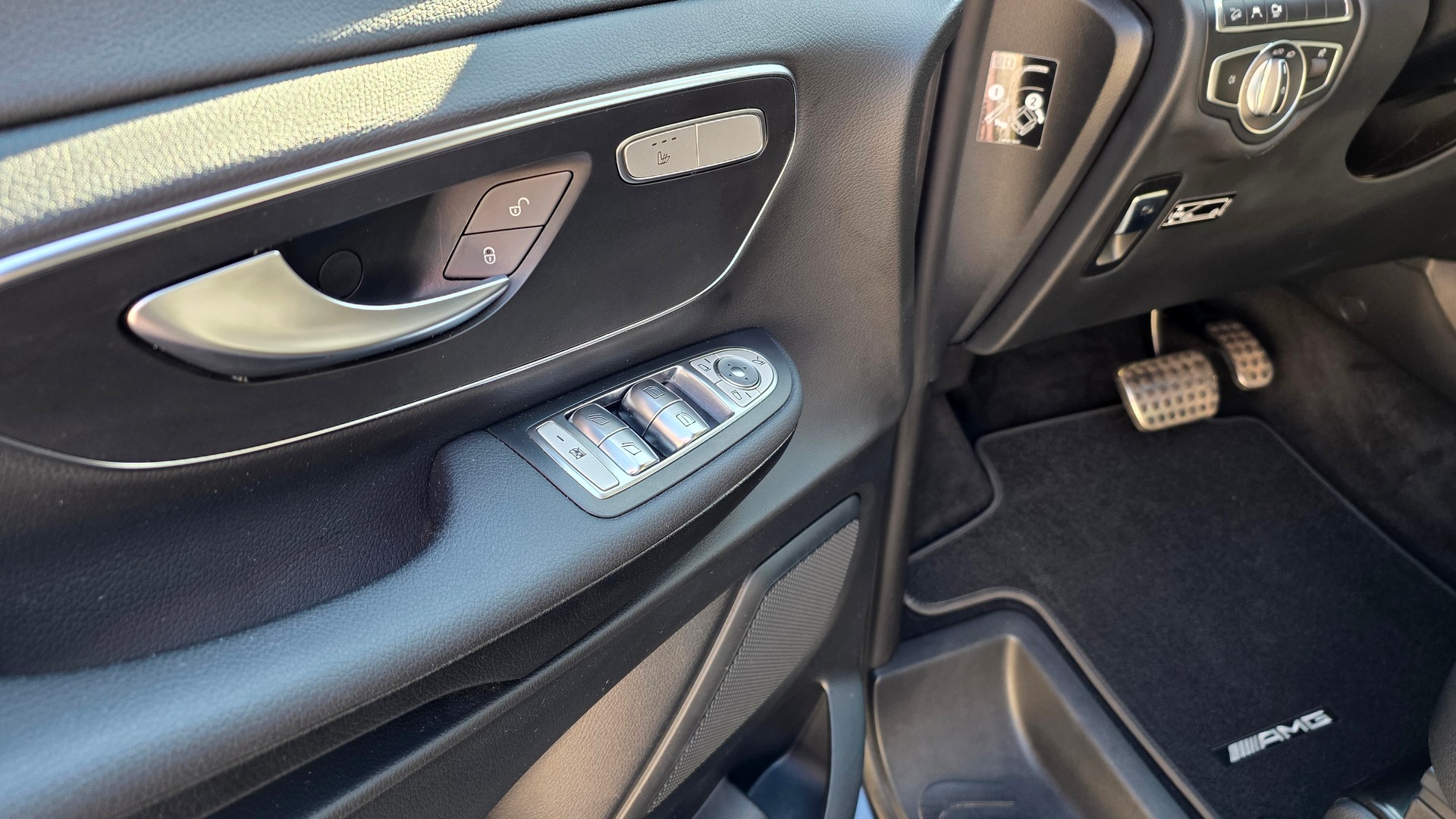 MERCEDES-BENZ Marco Polo Horizon 300 d 4M Automat AMG Line-image-8