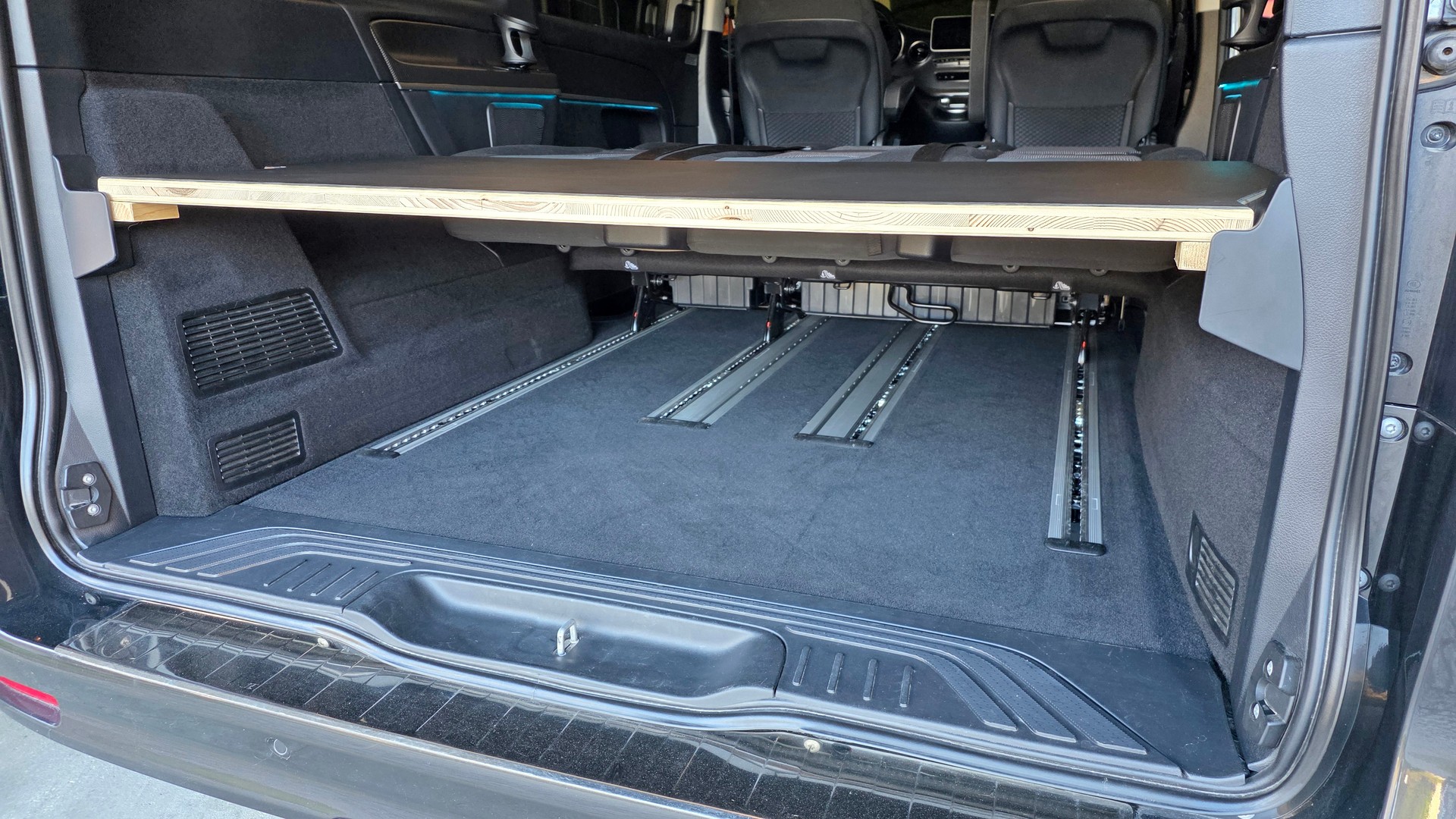 MERCEDES-BENZ Marco Polo Horizon 300 d 4M Automat AMG Line-image-16