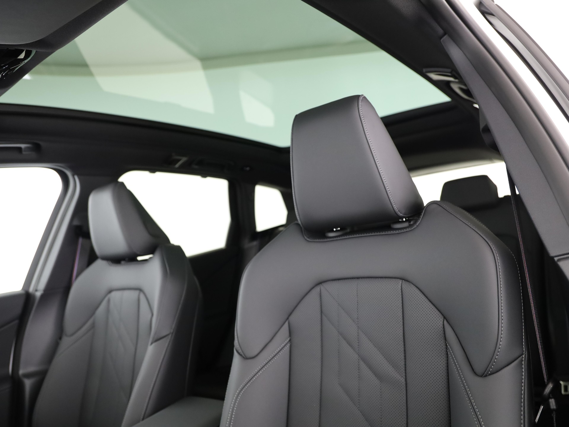 BMW X3 30e xDrive-image-10