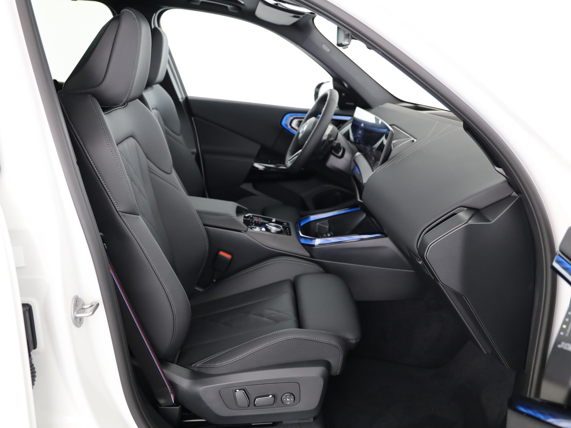 BMW X3 30e xDrive-image-14
